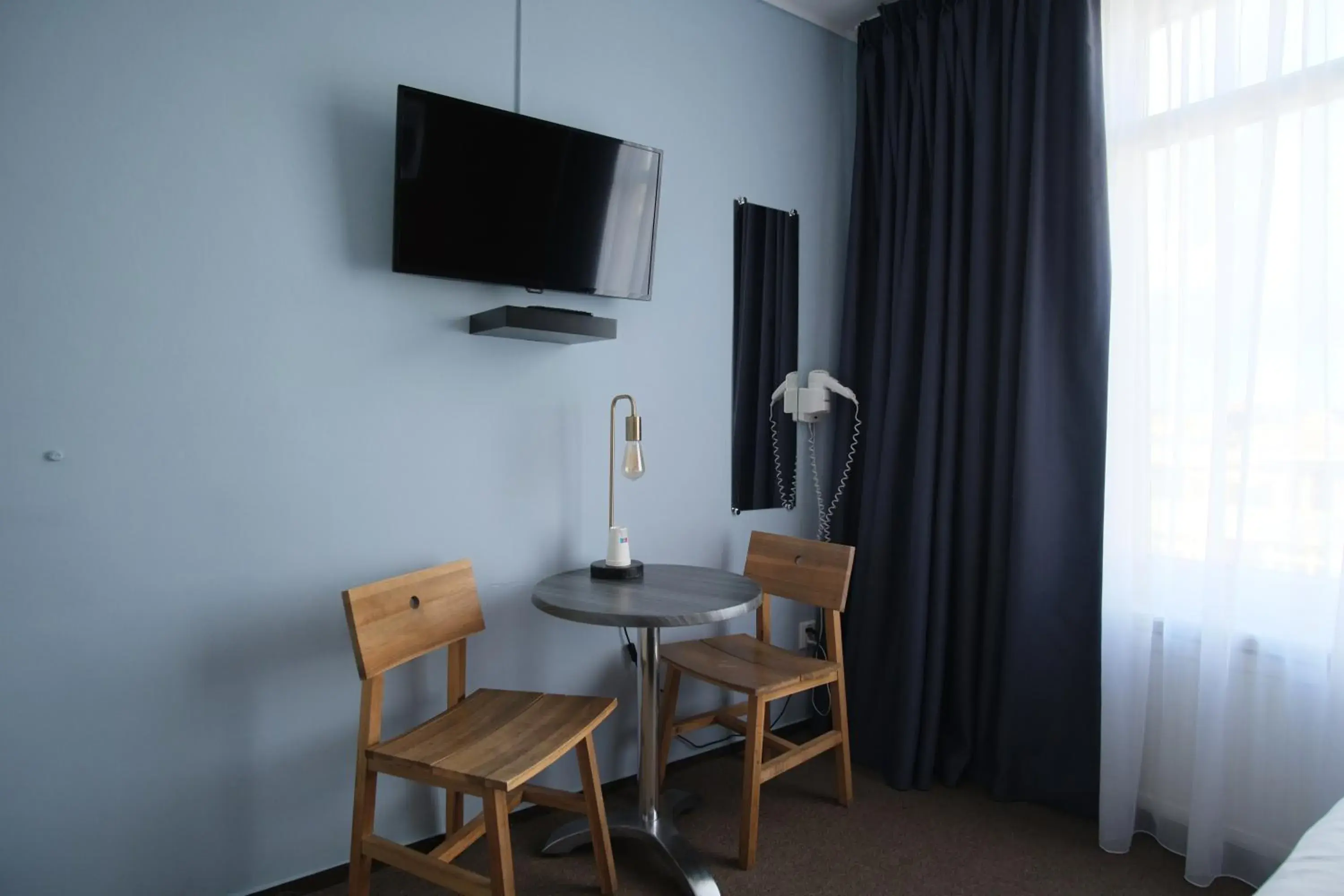 Twin Room with Shared Bathroom in Hotel Abba Twin Room with Shared Bathroom in Hotel Abba