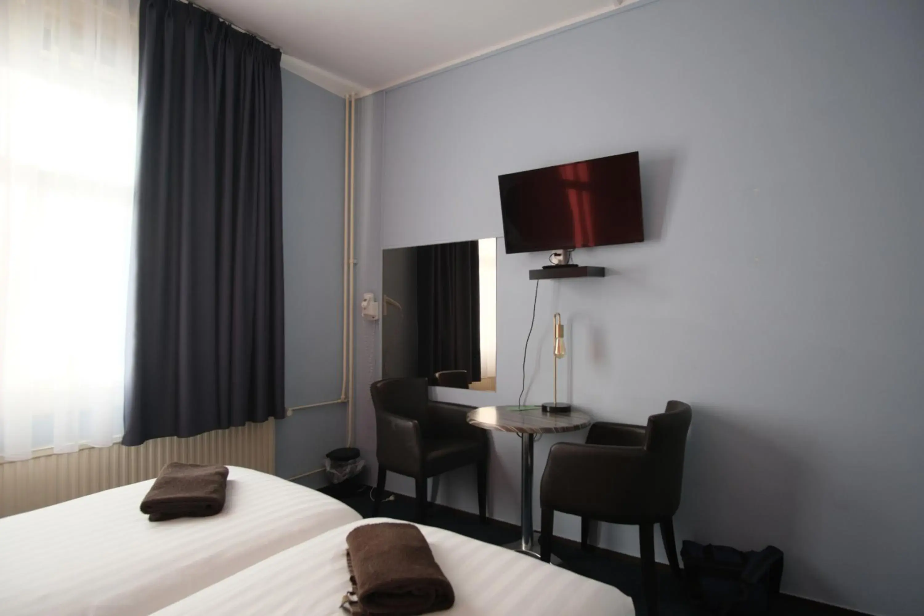 Twin Room with Shared Bathroom in Hotel Abba Twin Room with Shared Bathroom in Hotel Abba