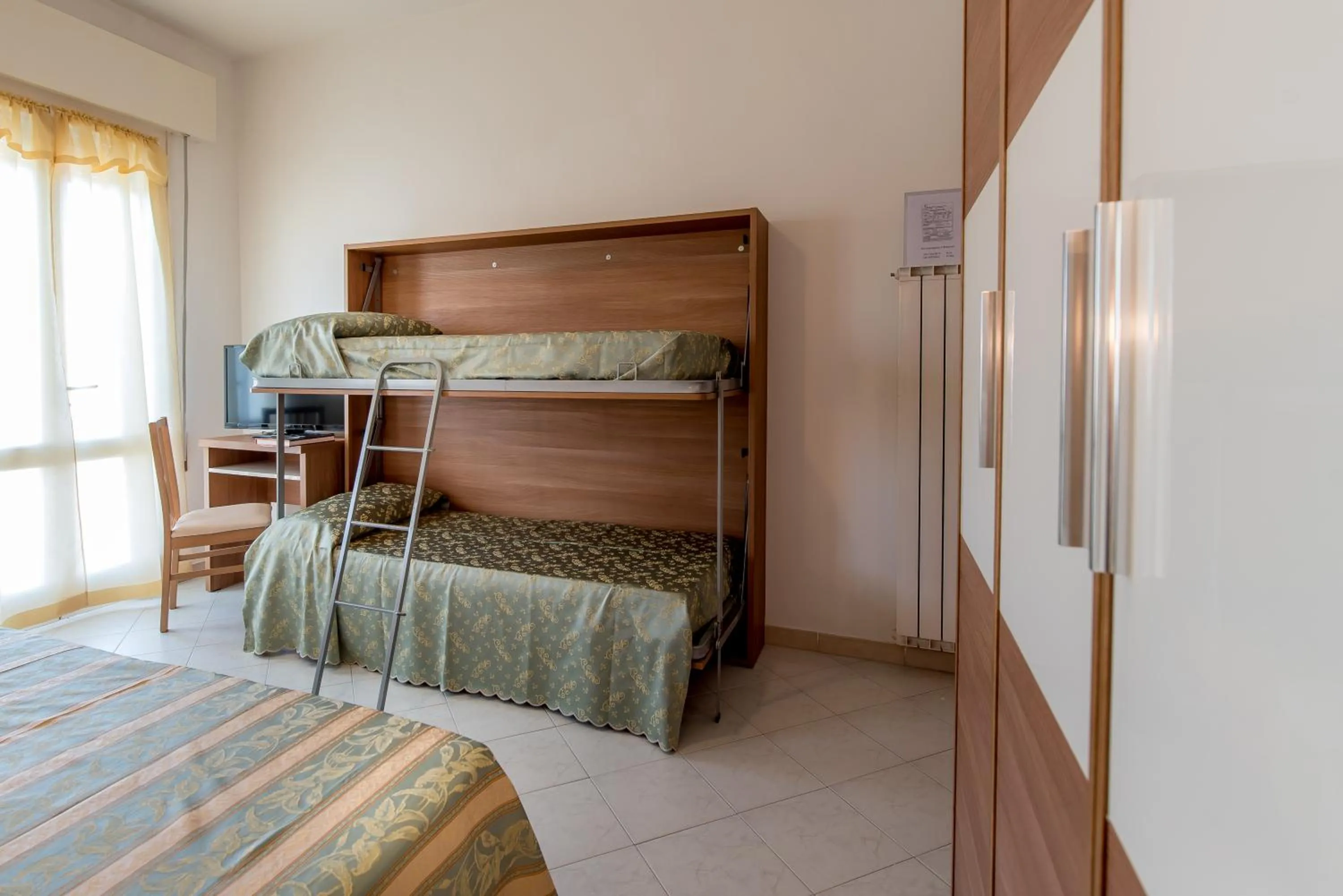 Bunk Bed in Hotel Vallechiara