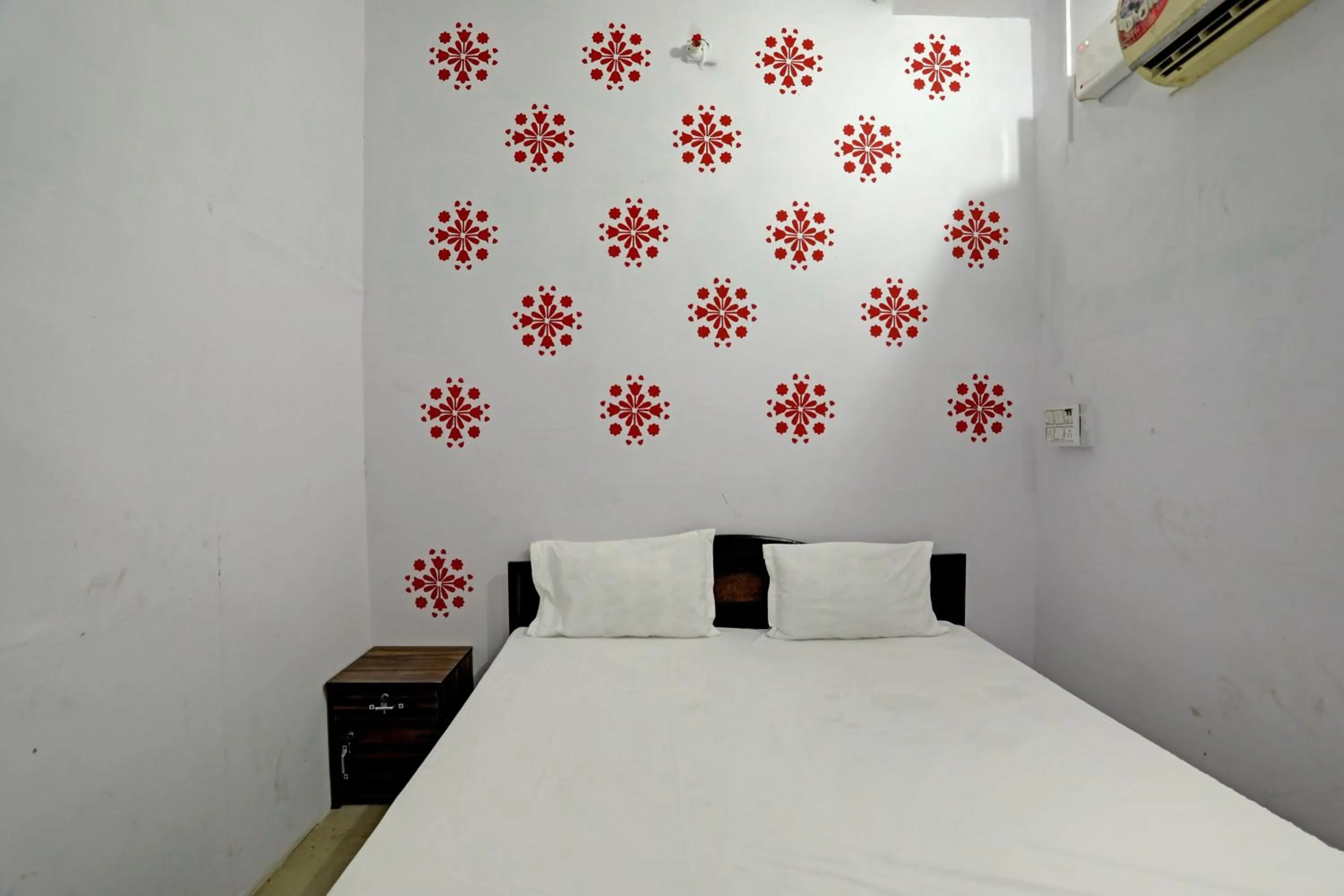 Bedroom in Hotel O Star Night Place