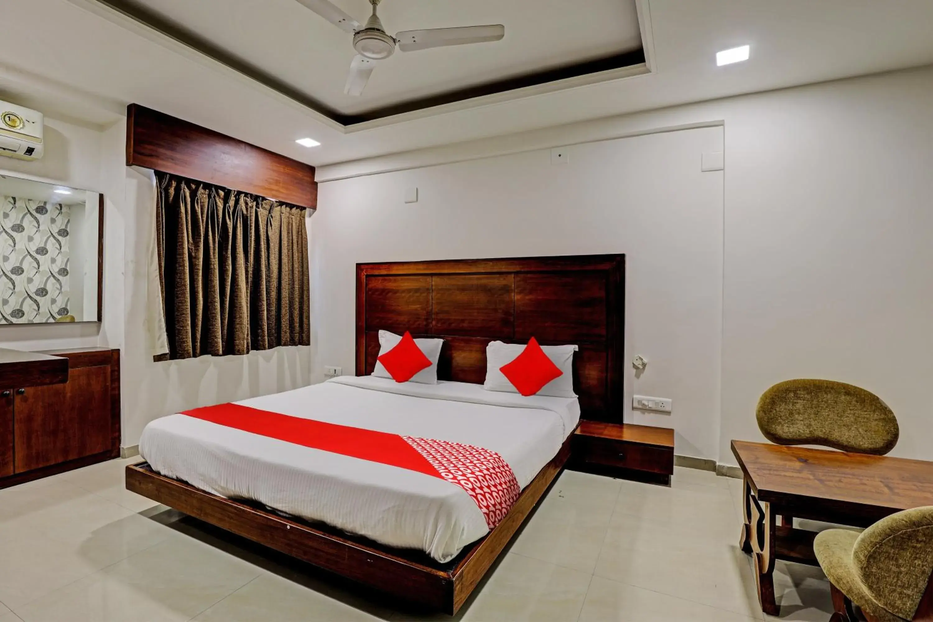 Bedroom in Collection O Jal Sagar Bedroom in Collection O Jal Sagar