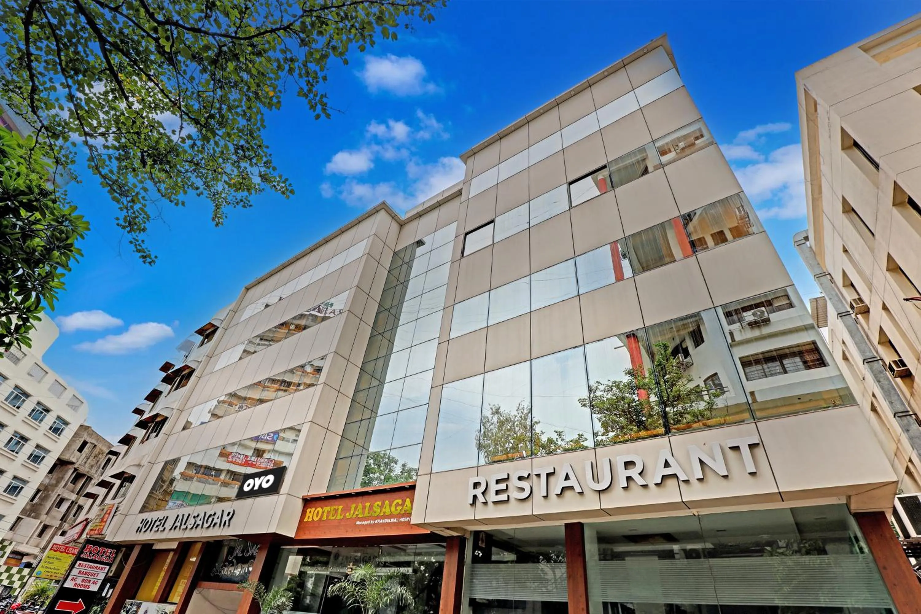 Facade/entrance in Collection O Jal Sagar