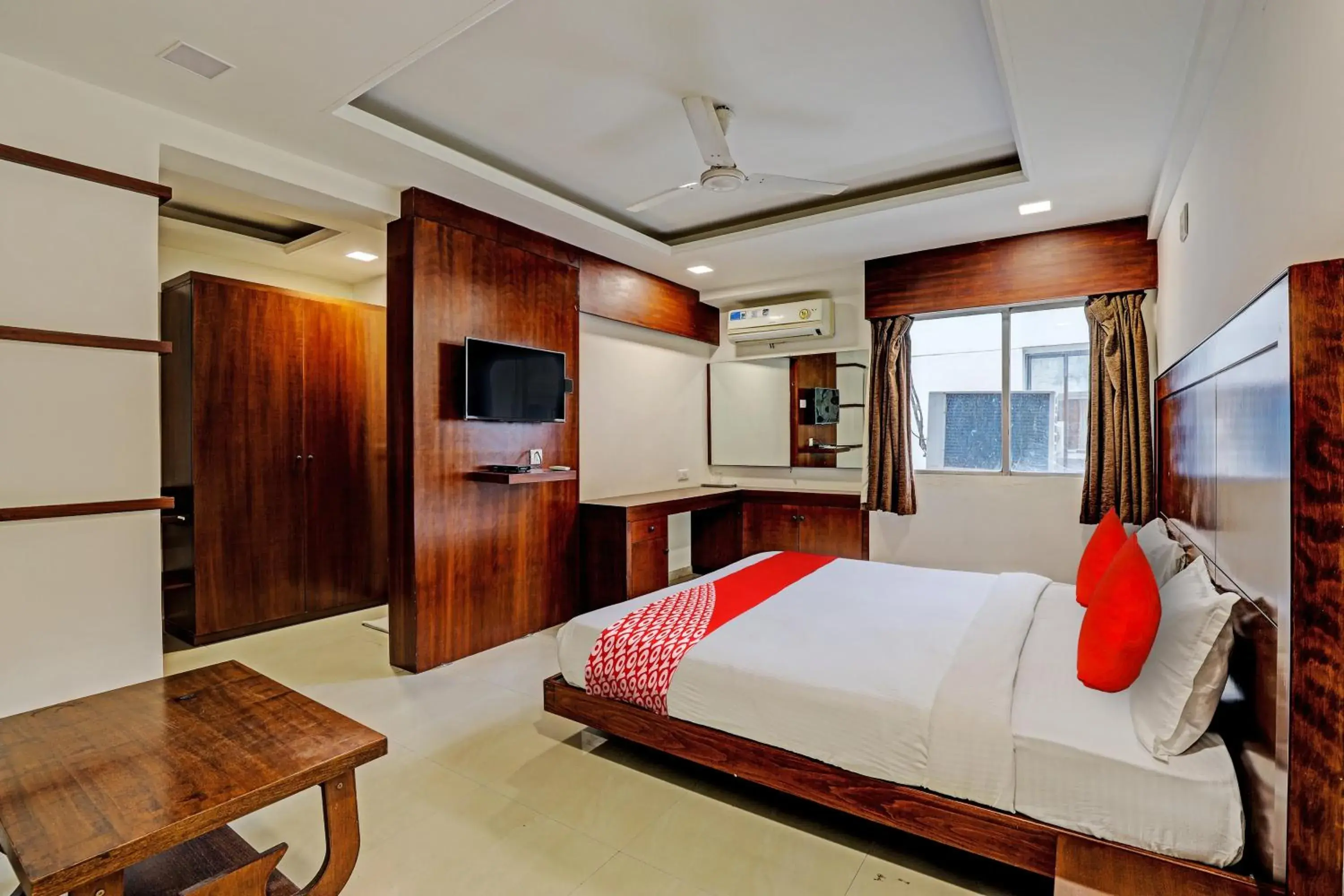 Bedroom in Collection O Jal Sagar Bedroom in Collection O Jal Sagar
