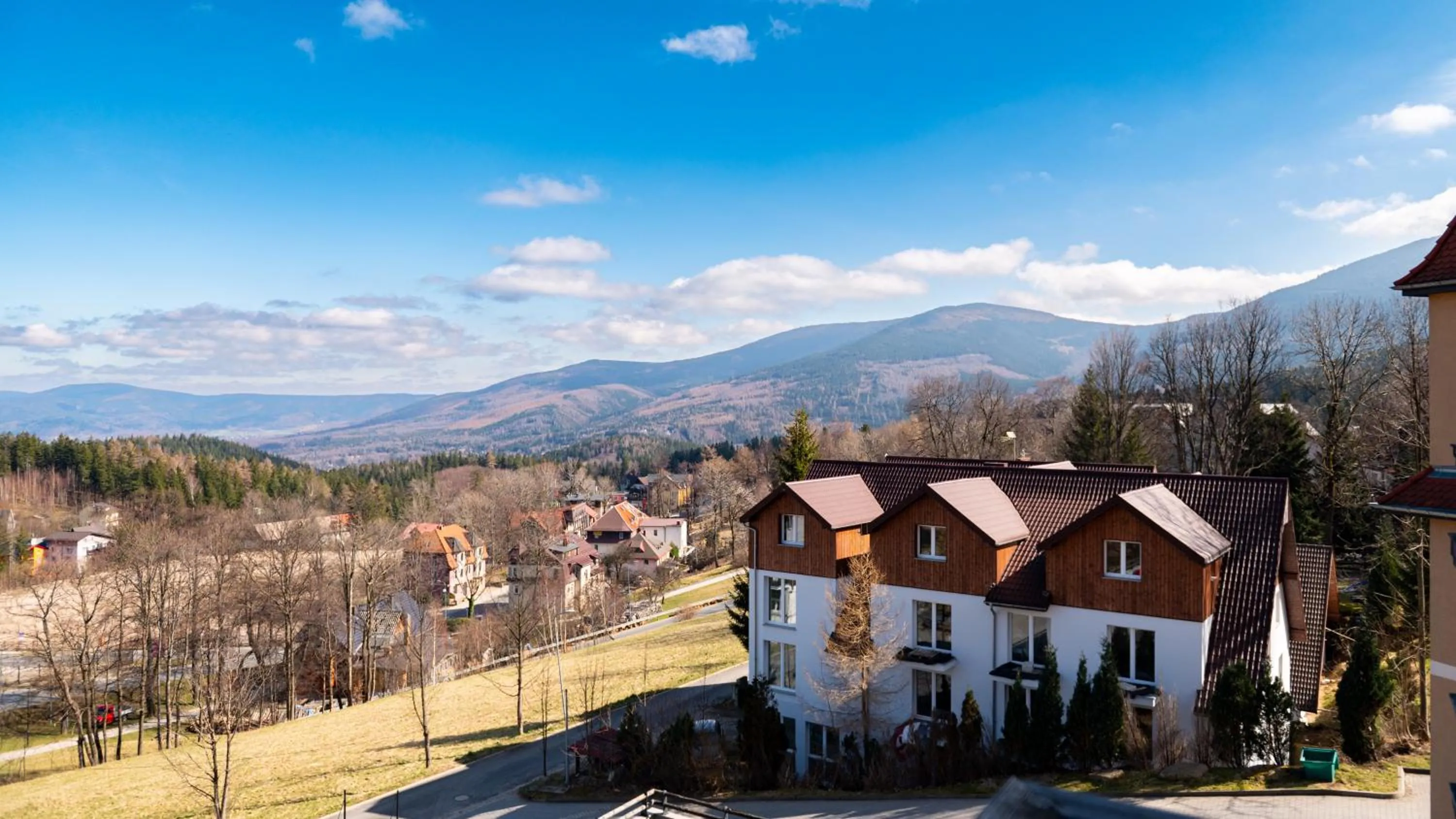 Mountain view in Karpacz Sucha, Sun & Snow