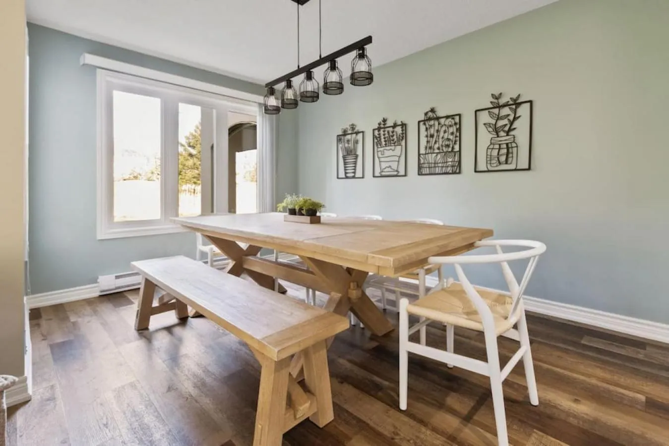 Dining area in 3BR Bright Mountain View Condo at Blue on Monterra