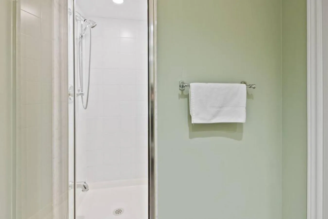 Bathroom in 3BR Bright Mountain View Condo at Blue on Monterra