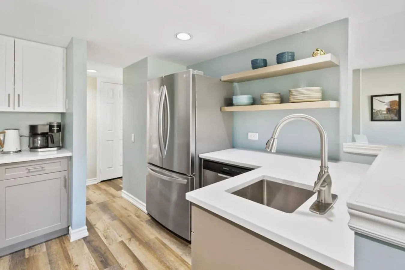 Kitchen or kitchenette in 3BR Bright Mountain View Condo at Blue on Monterra