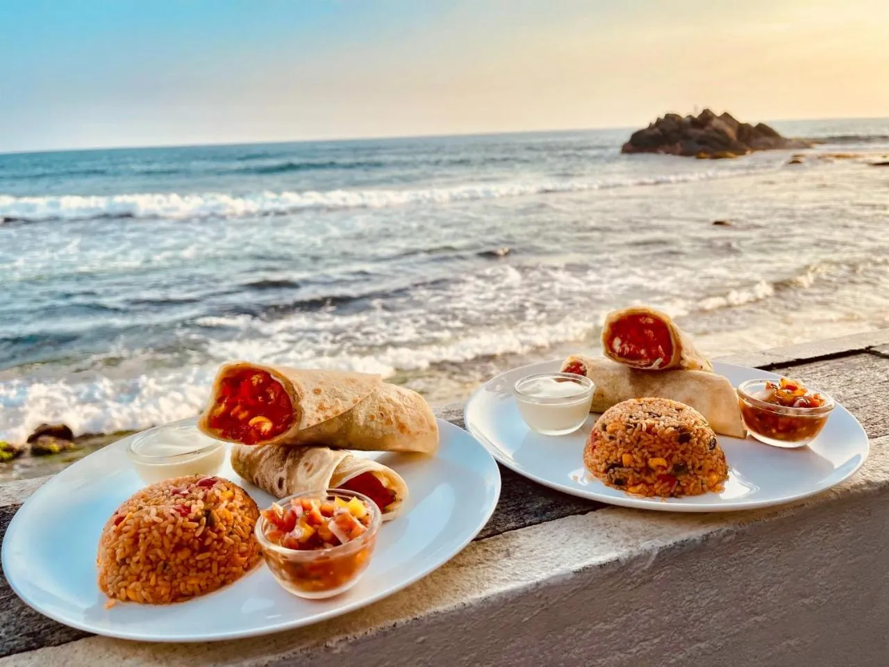 Rockside Cabanas Hotel