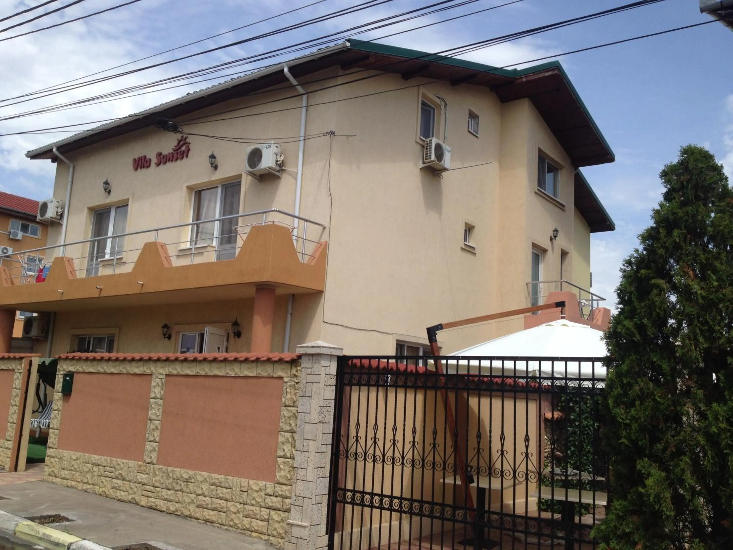 Area and facilities in Vila Sunset