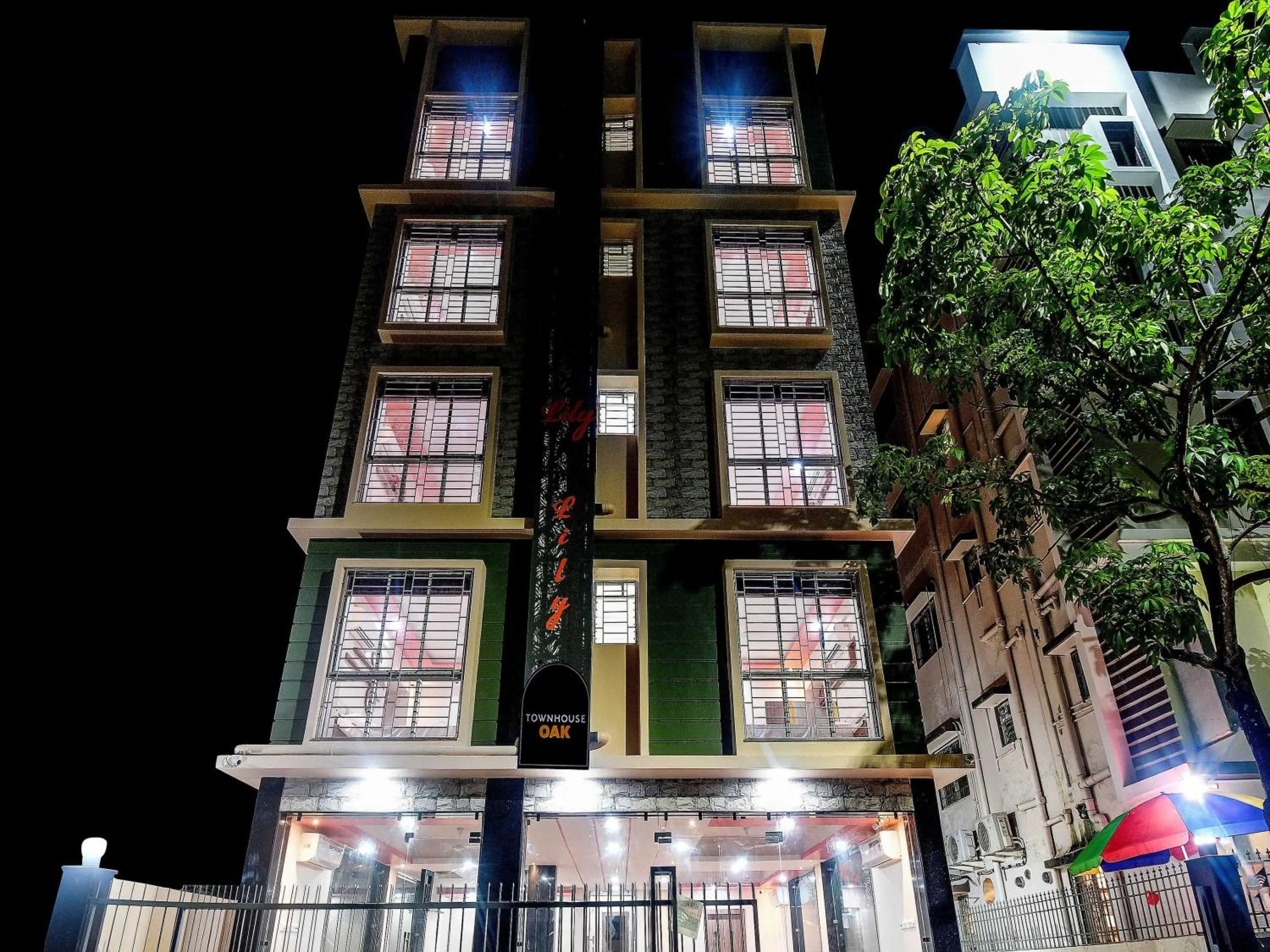 Facade/entrance in Hotel O Dream Paradise