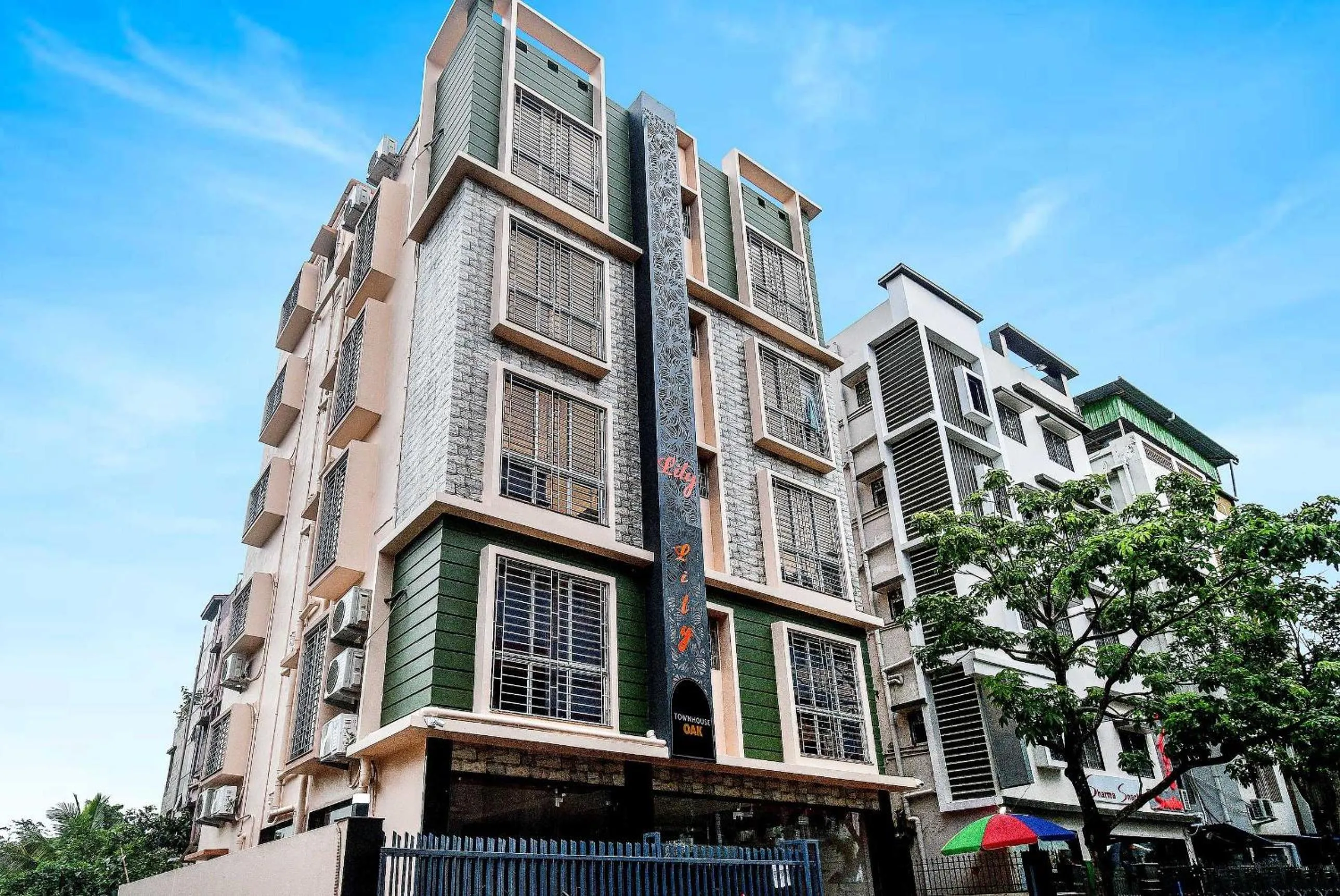 Facade/entrance in Hotel O Dream Paradise