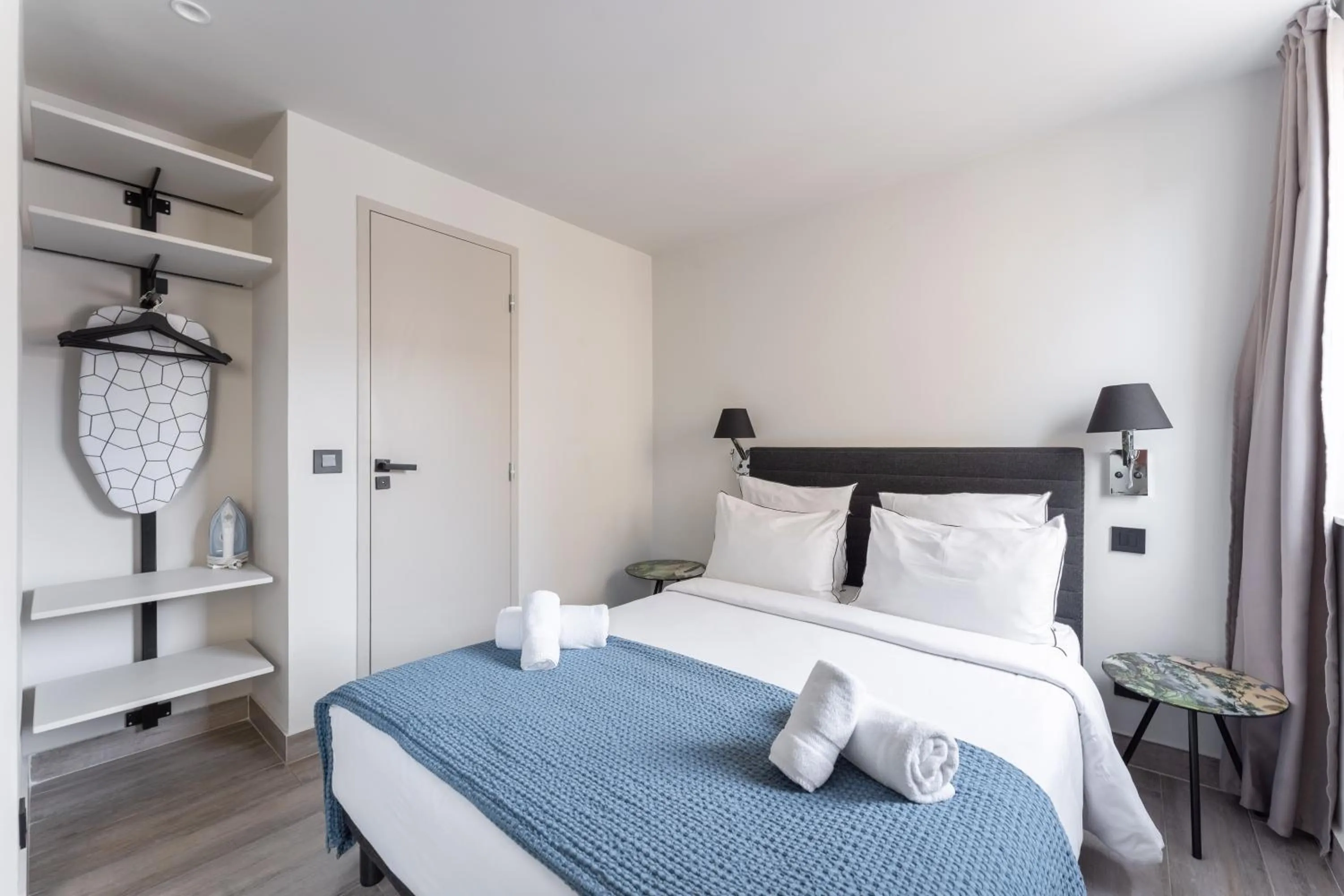 Bed in PARADISE Earth & Sea