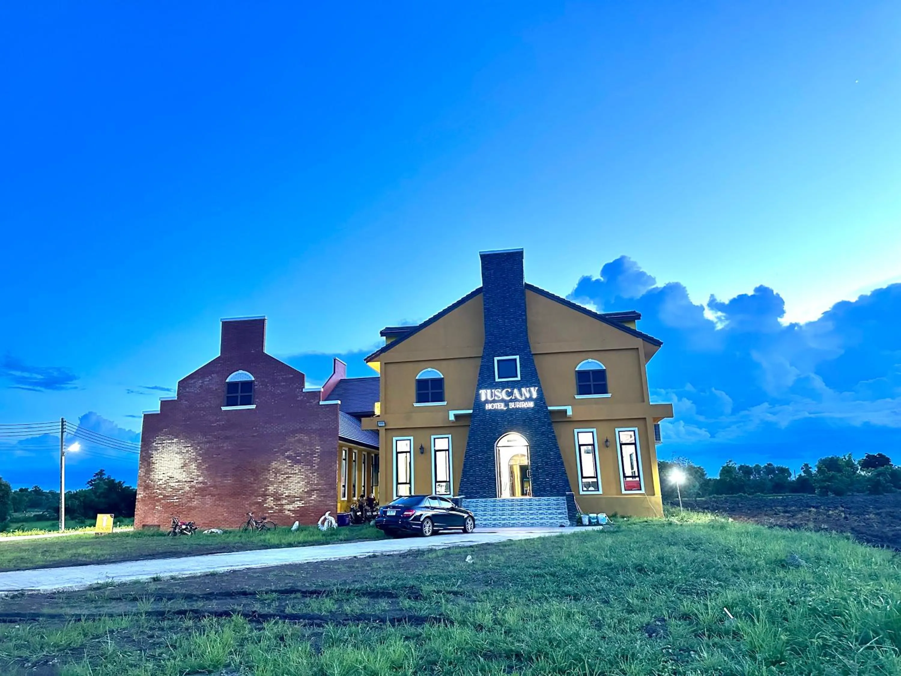 Tuscany Hotel Buriram