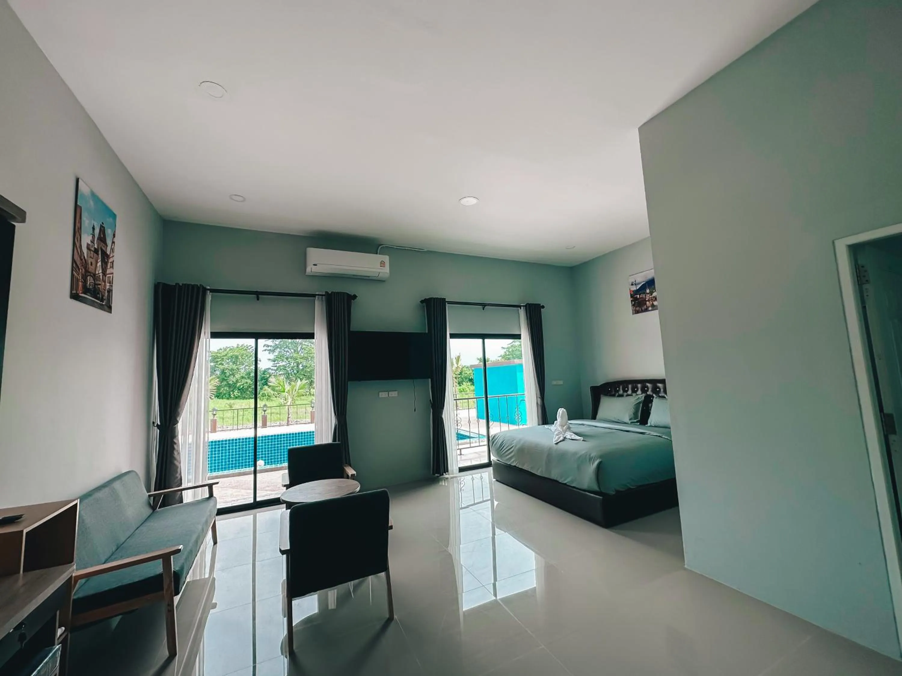 Bed in Tuscany Hotel Buriram