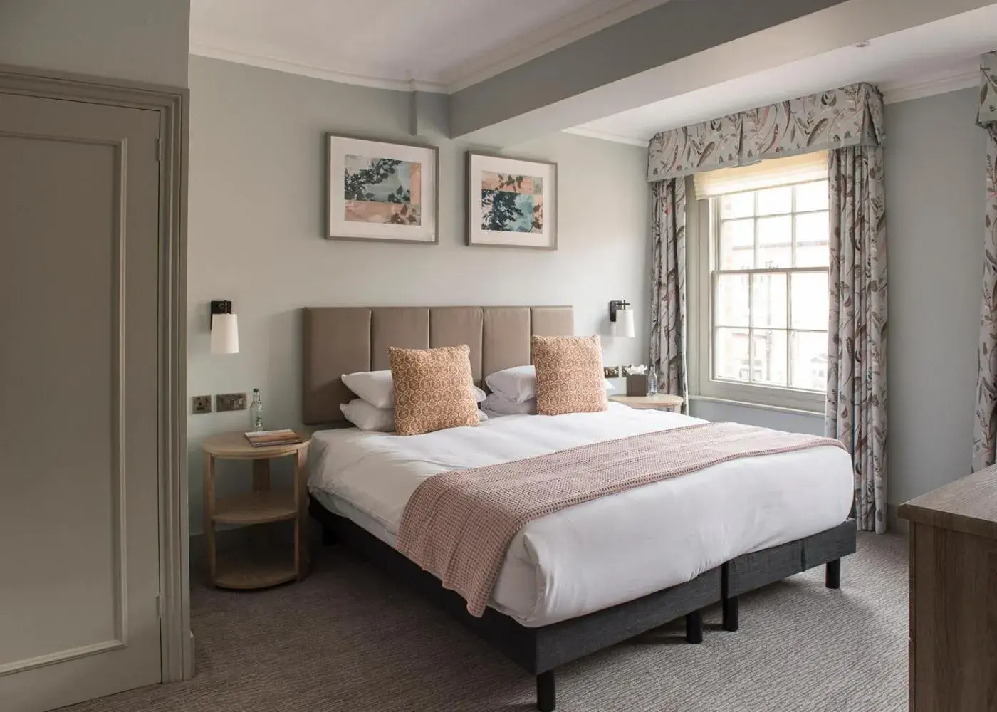 Bed in Bush Hotel Farnham Bed in Bush Hotel Farnham