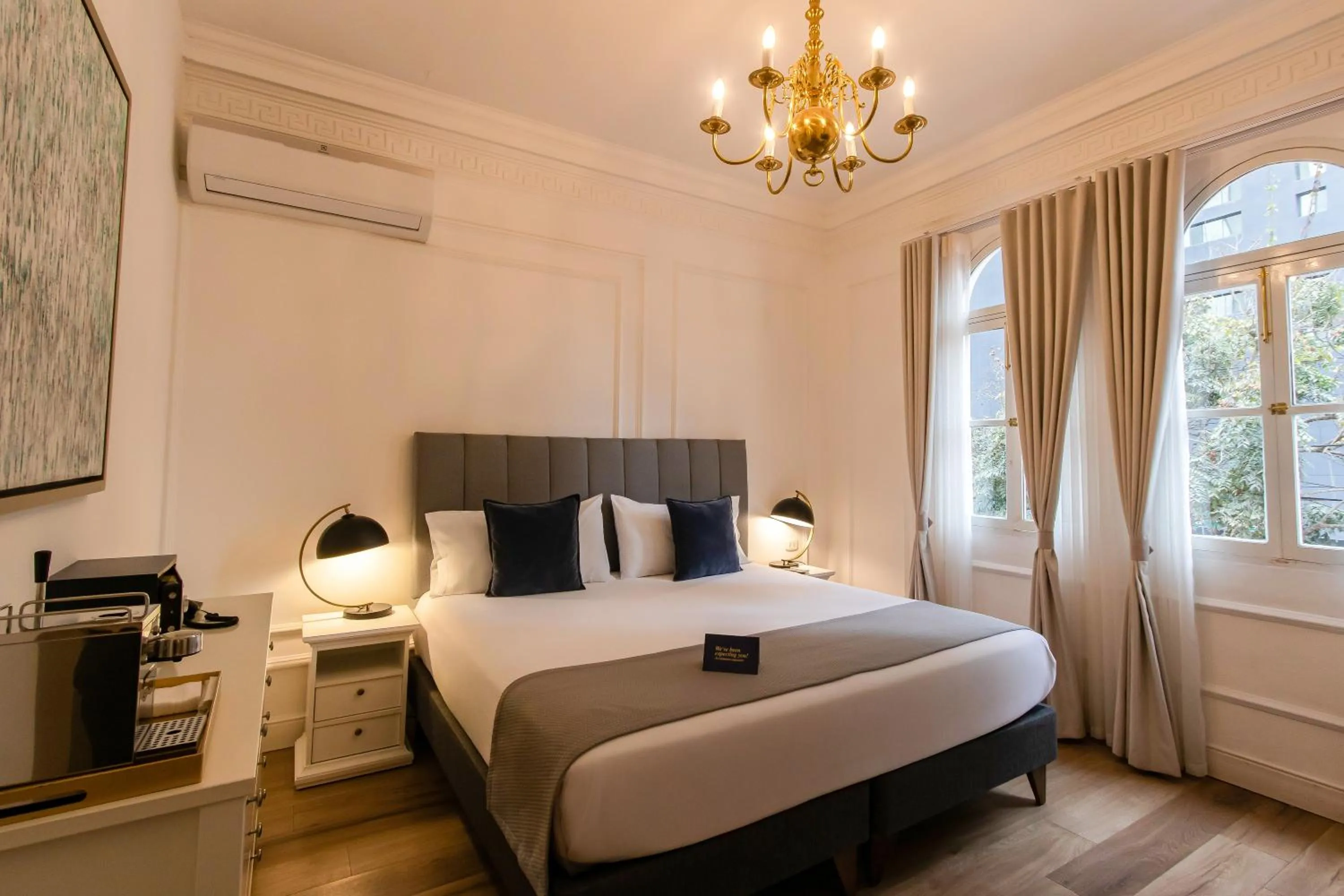 Bedroom, Bed in Blu Hotel Boutique