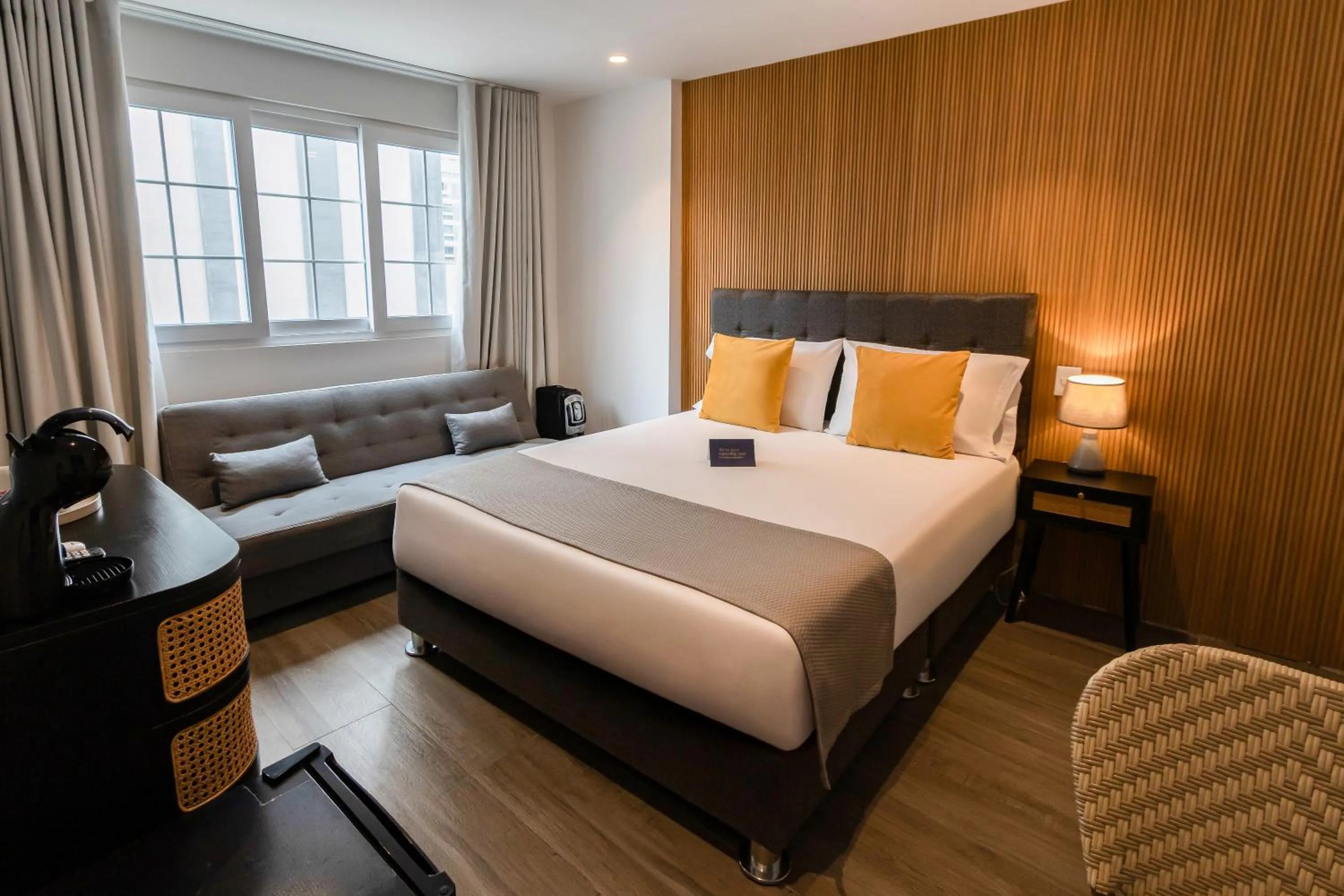 Bedroom, Bed in Blu Hotel Boutique