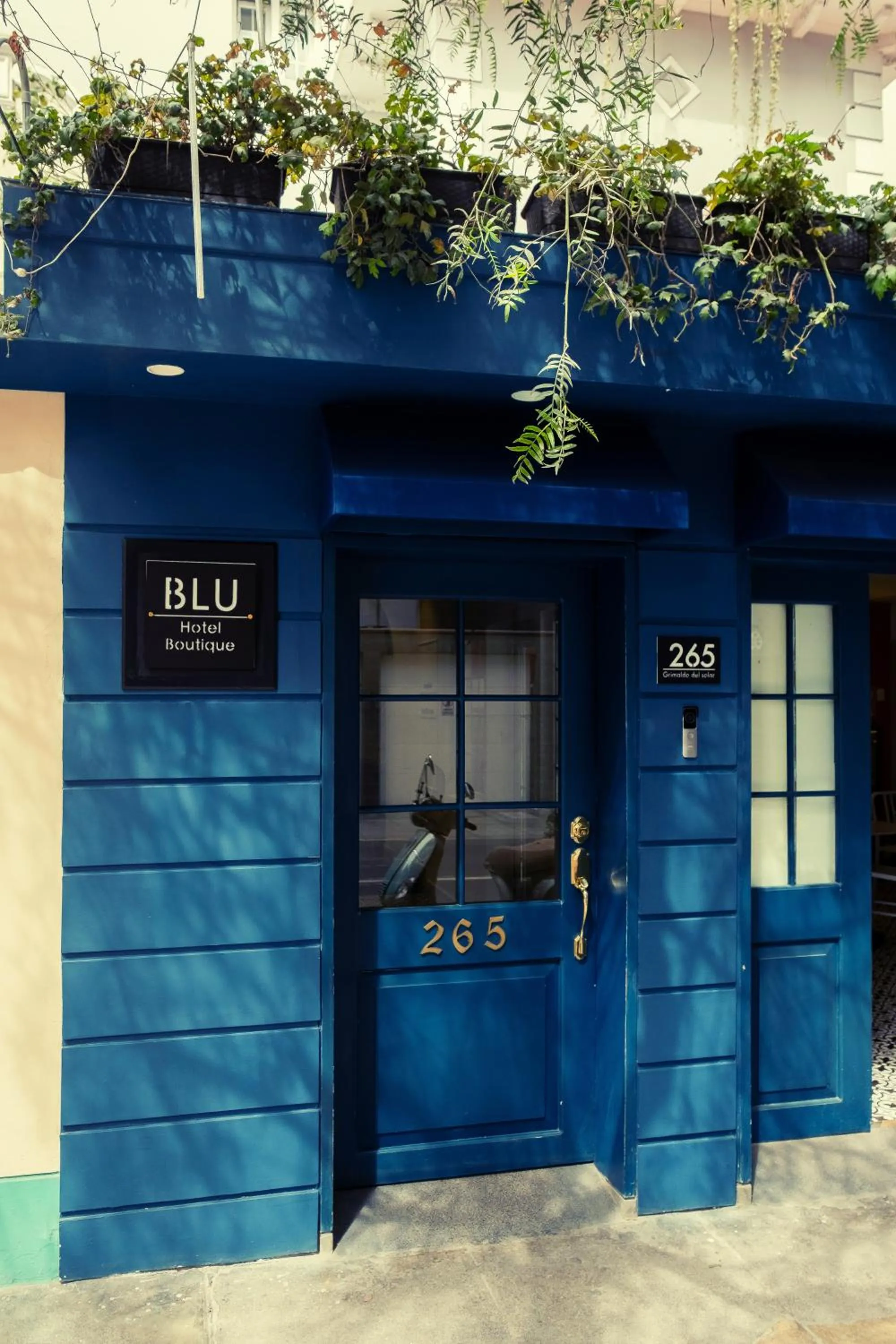 Property building in Blu Hotel Boutique