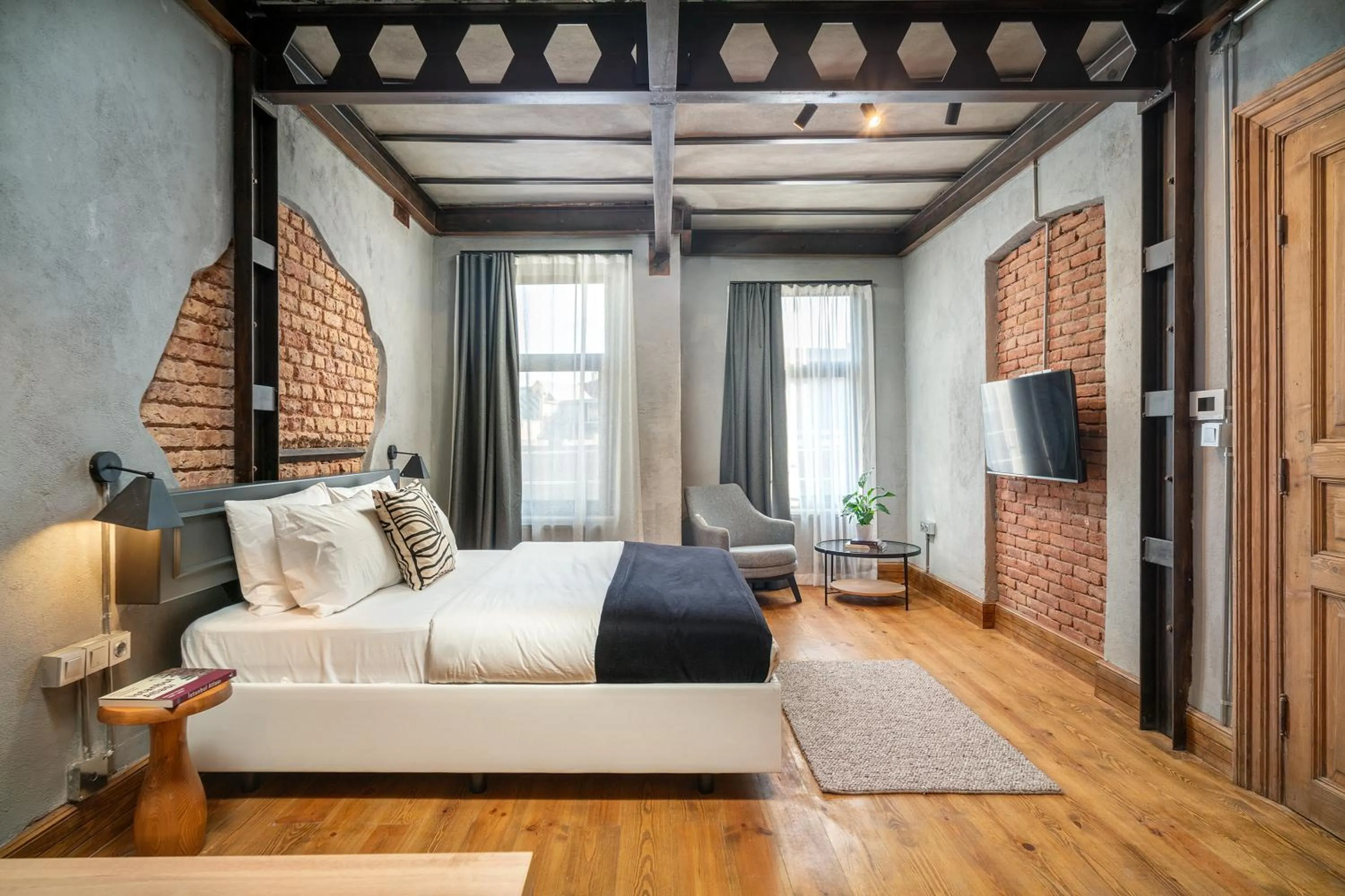 Bed in Urban Quarters - Büklü Han