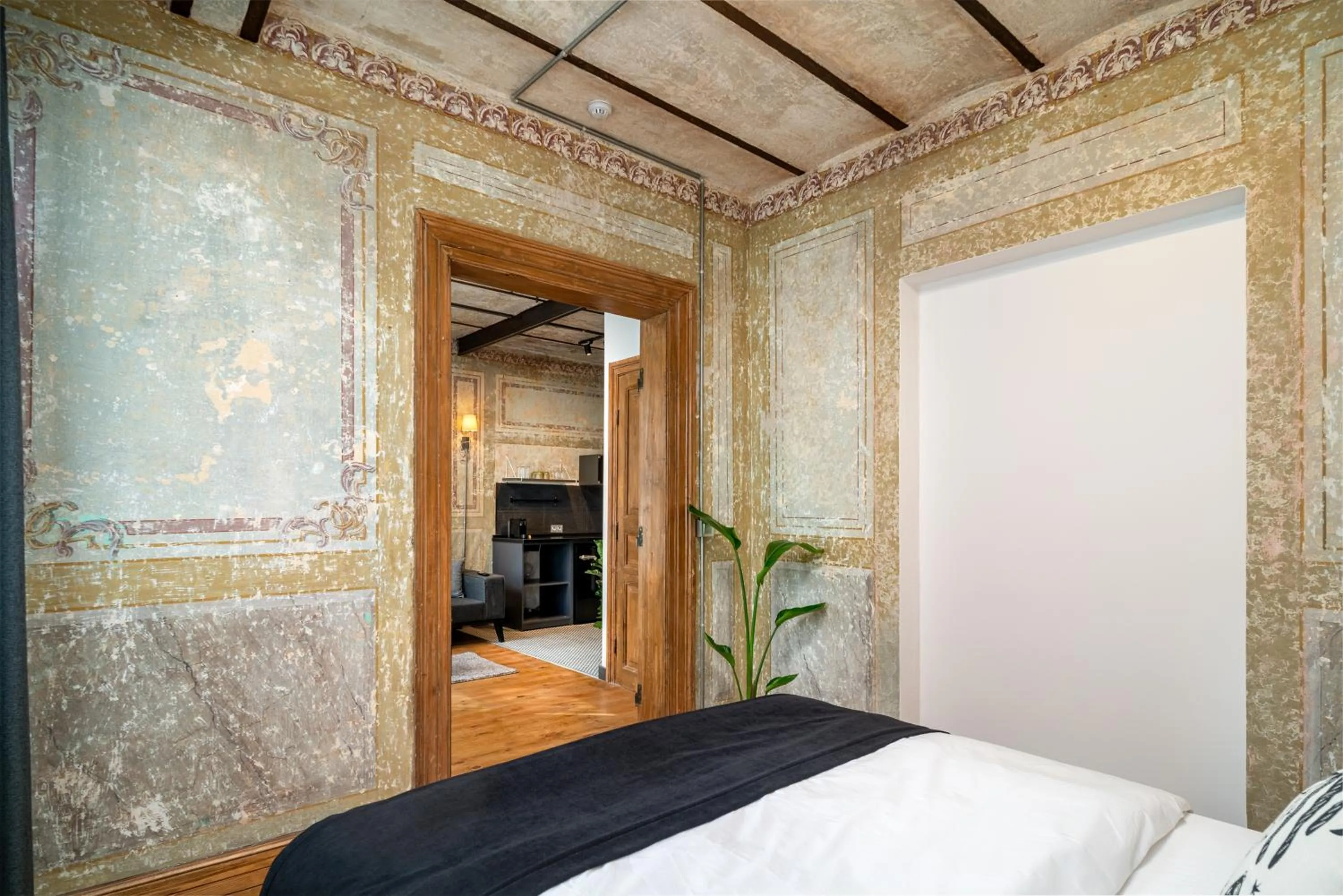 Bed in Urban Quarters - Büklü Han