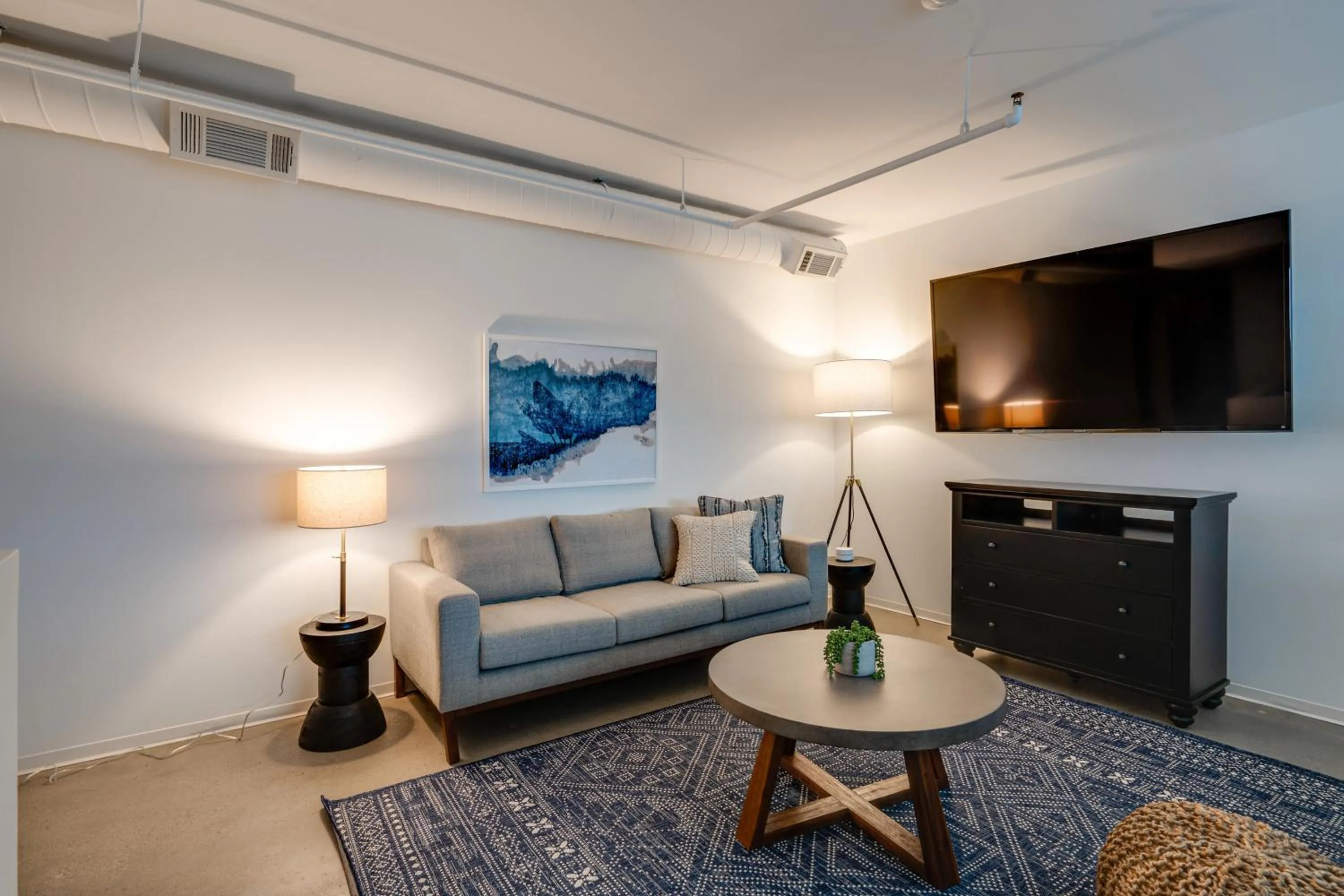 Two story 2Bd 2Ba A Work Live Condo