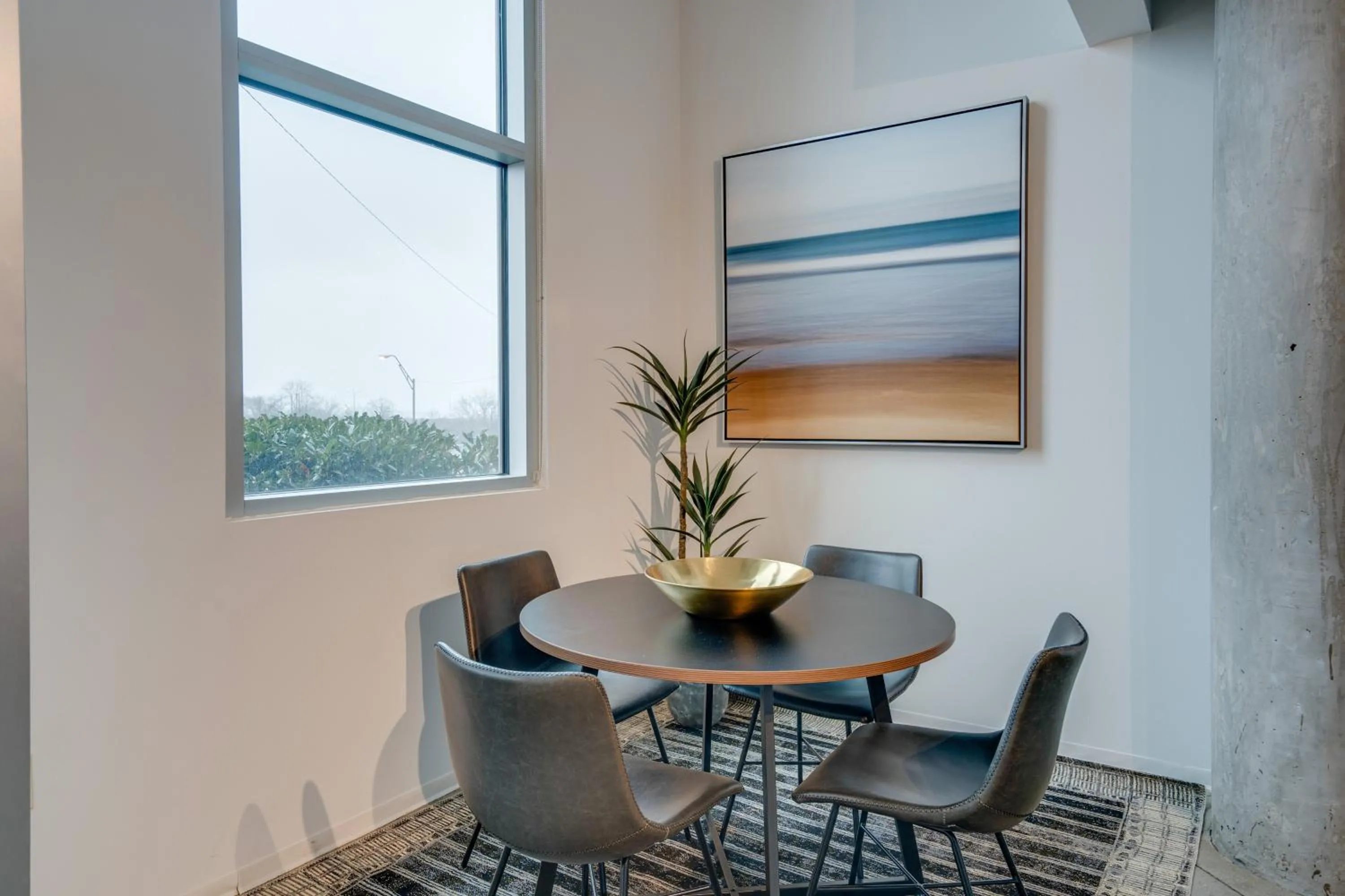 Two story 2Bd 2Ba A Work Live Condo
