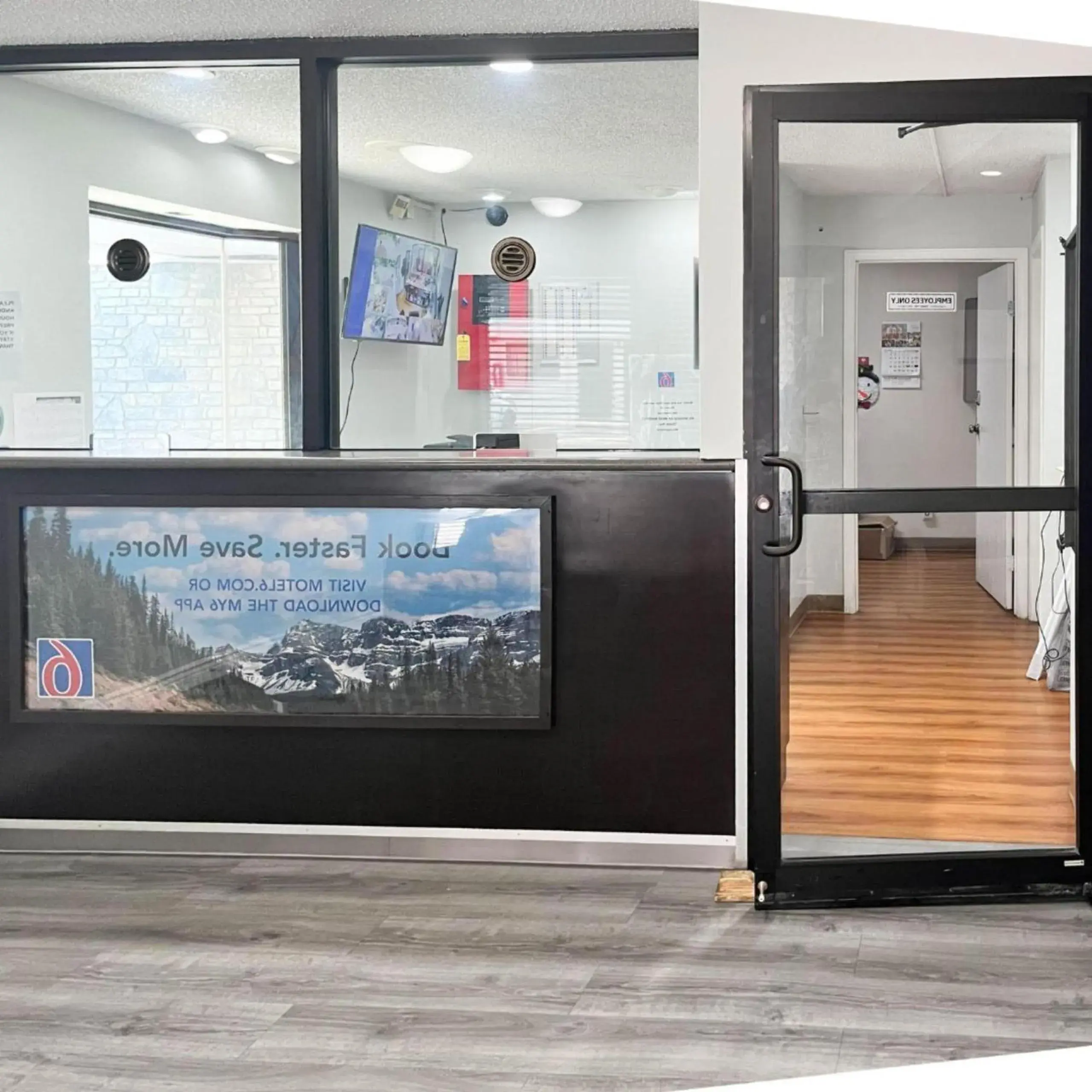 Facade/entrance in Studio 6 Suites Dayton OH Englewood Facade/entrance in Studio 6 Suites Dayton OH Englewood