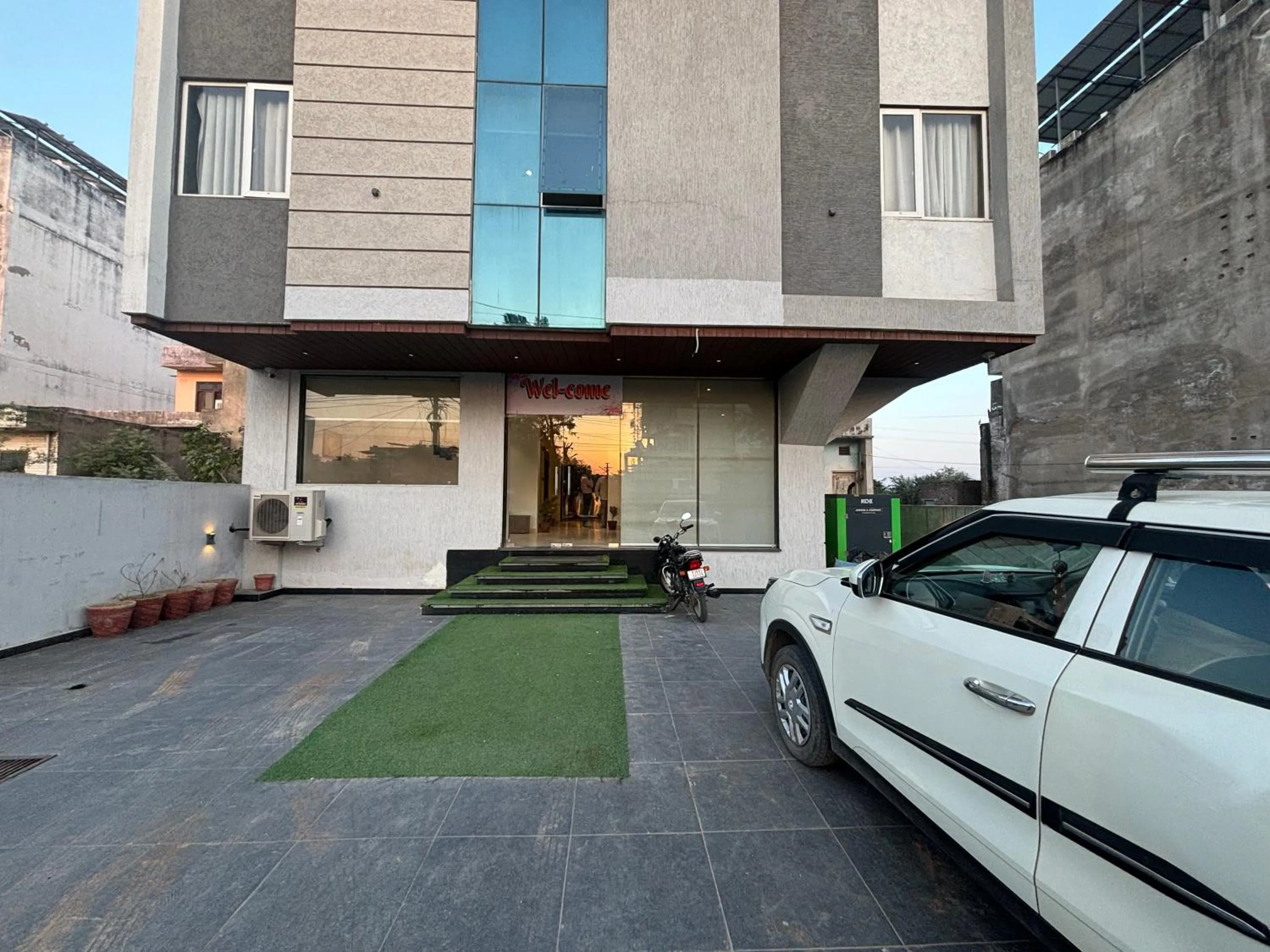 Parking in Hotel Karma Inn Near Akshay Patra Jagatpura