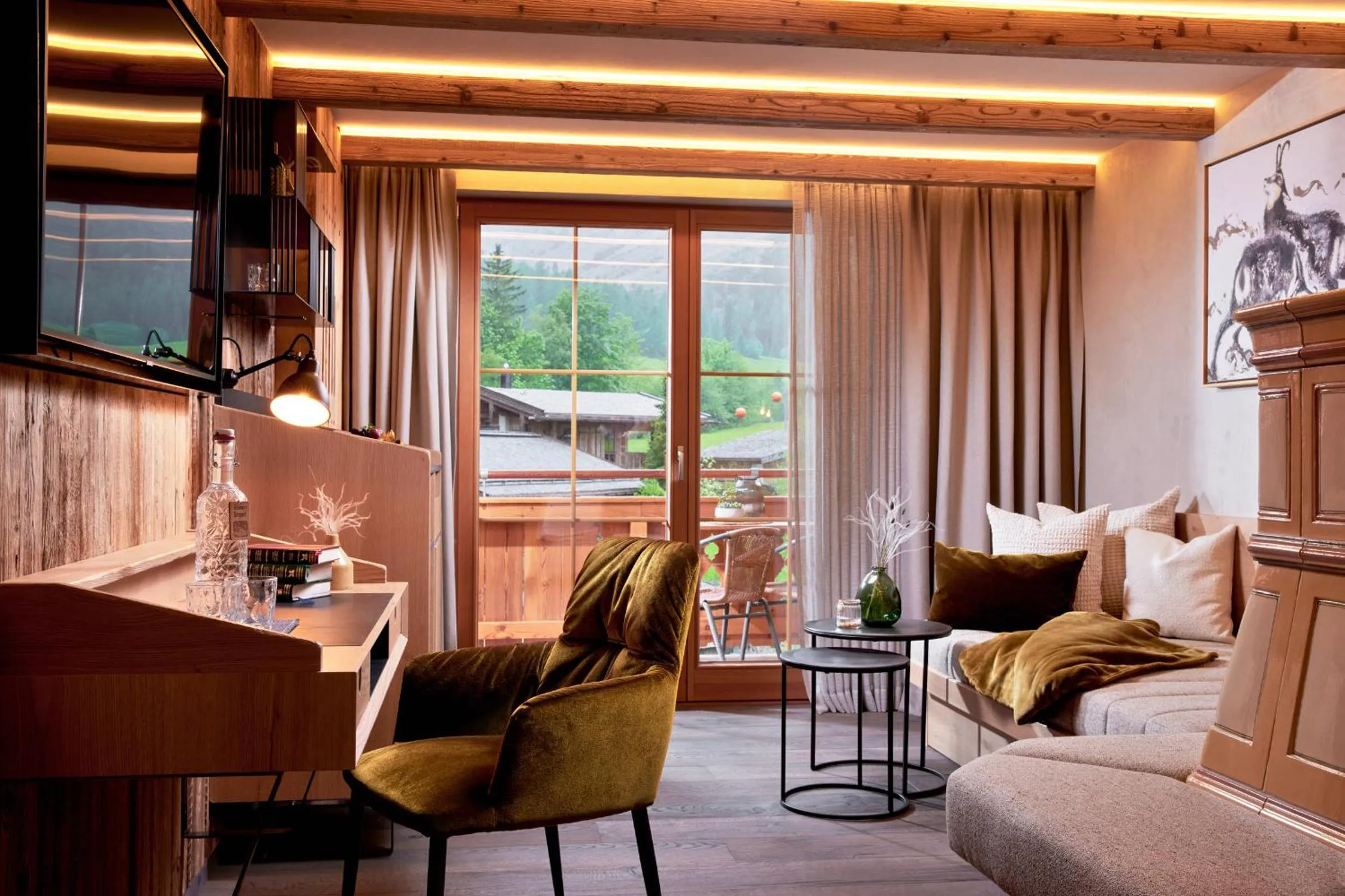Superior Double Room in Gramai Alm alpengenuss & natur spa