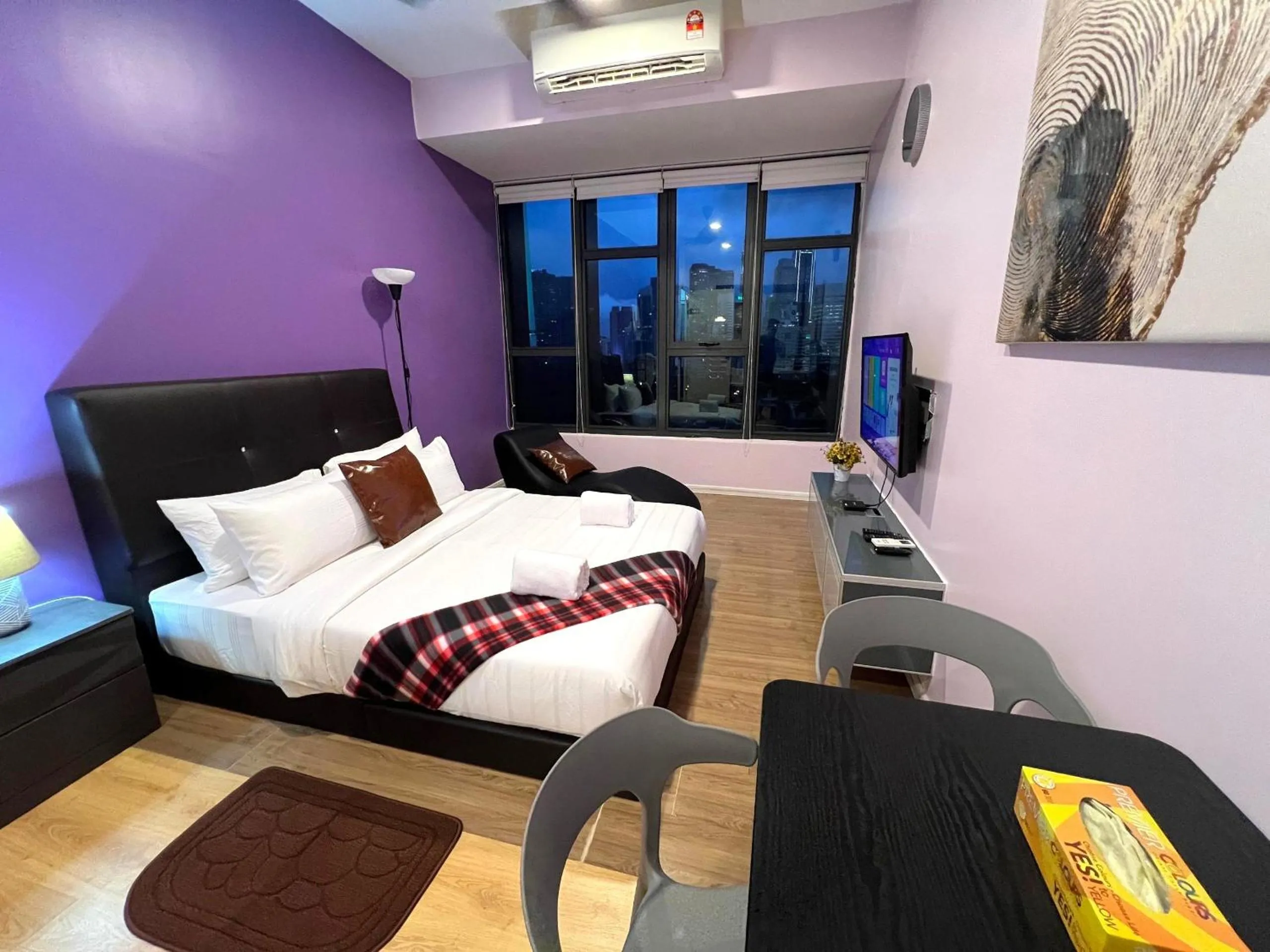 Bed in Ceylonz Suite, Bukit Bintang by MK HOME