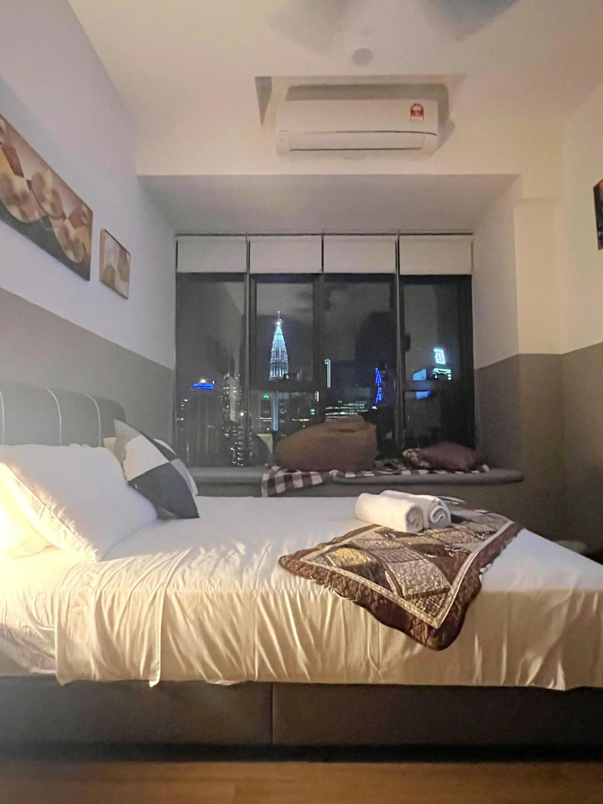 Bed in Ceylonz Suite, Bukit Bintang by MK HOME