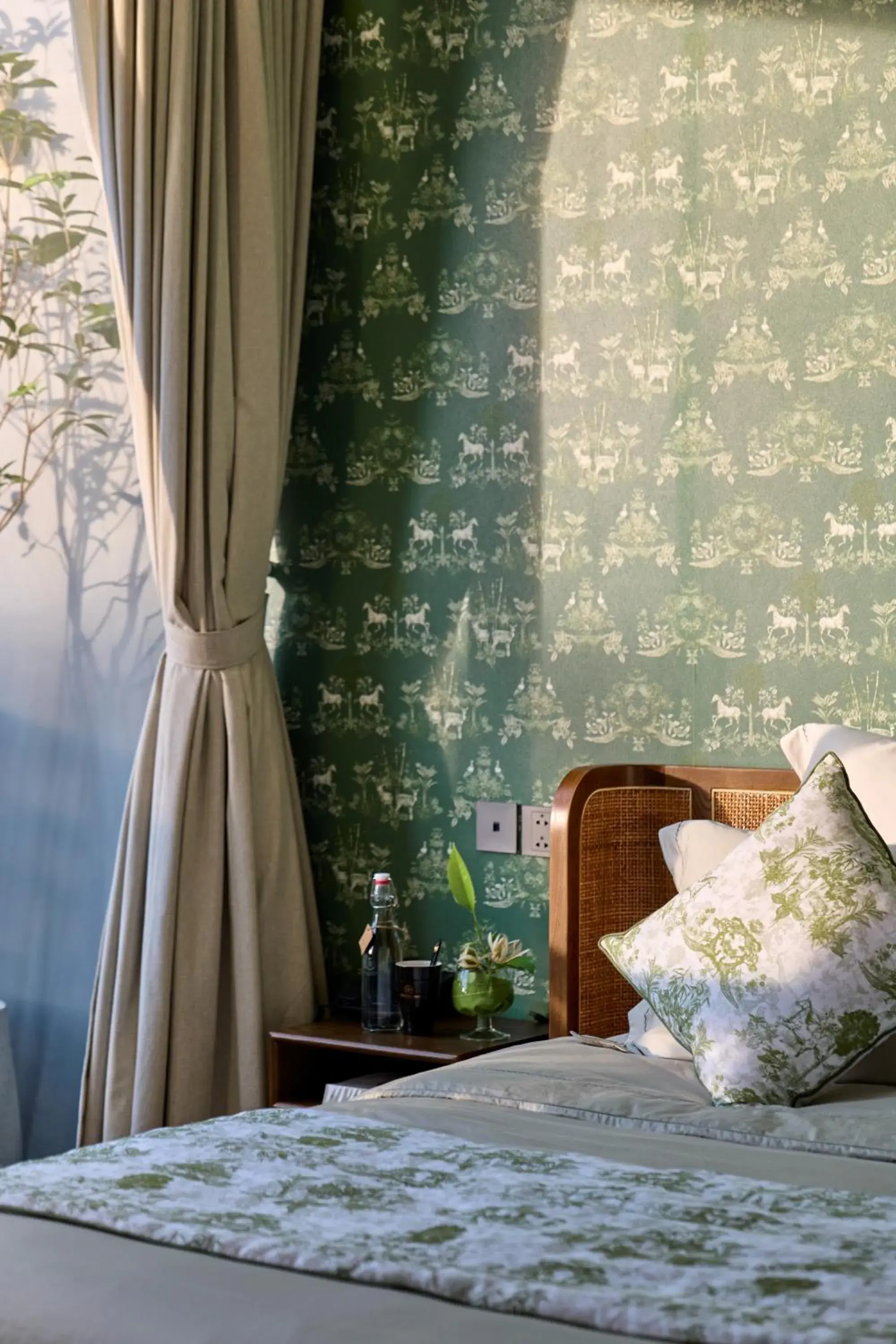 Bed in The Coffee City - Healing & Retreats Bed in The Coffee City - Healing & Retreats