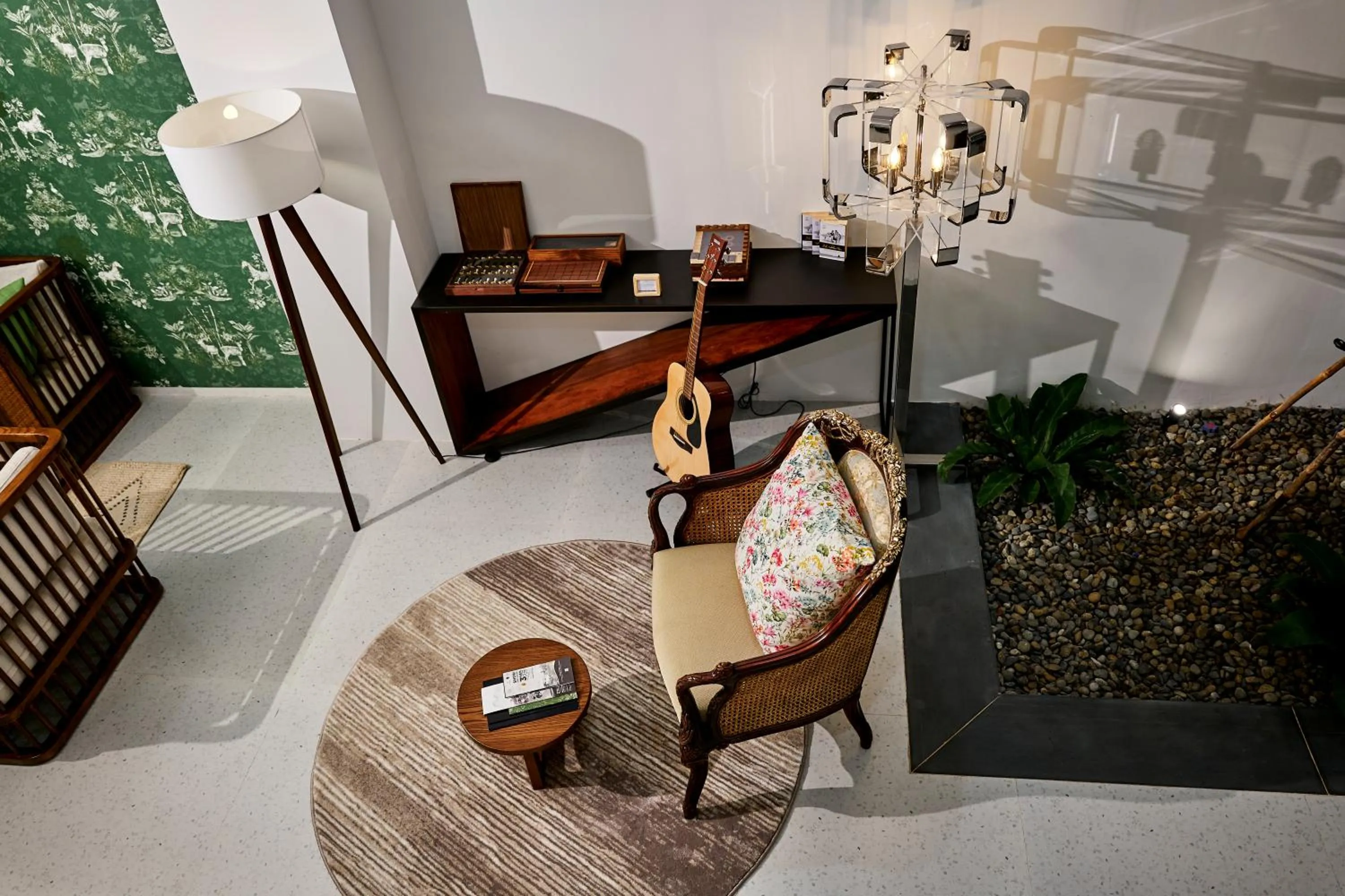 Living room in The Coffee City - Healing & Retreats