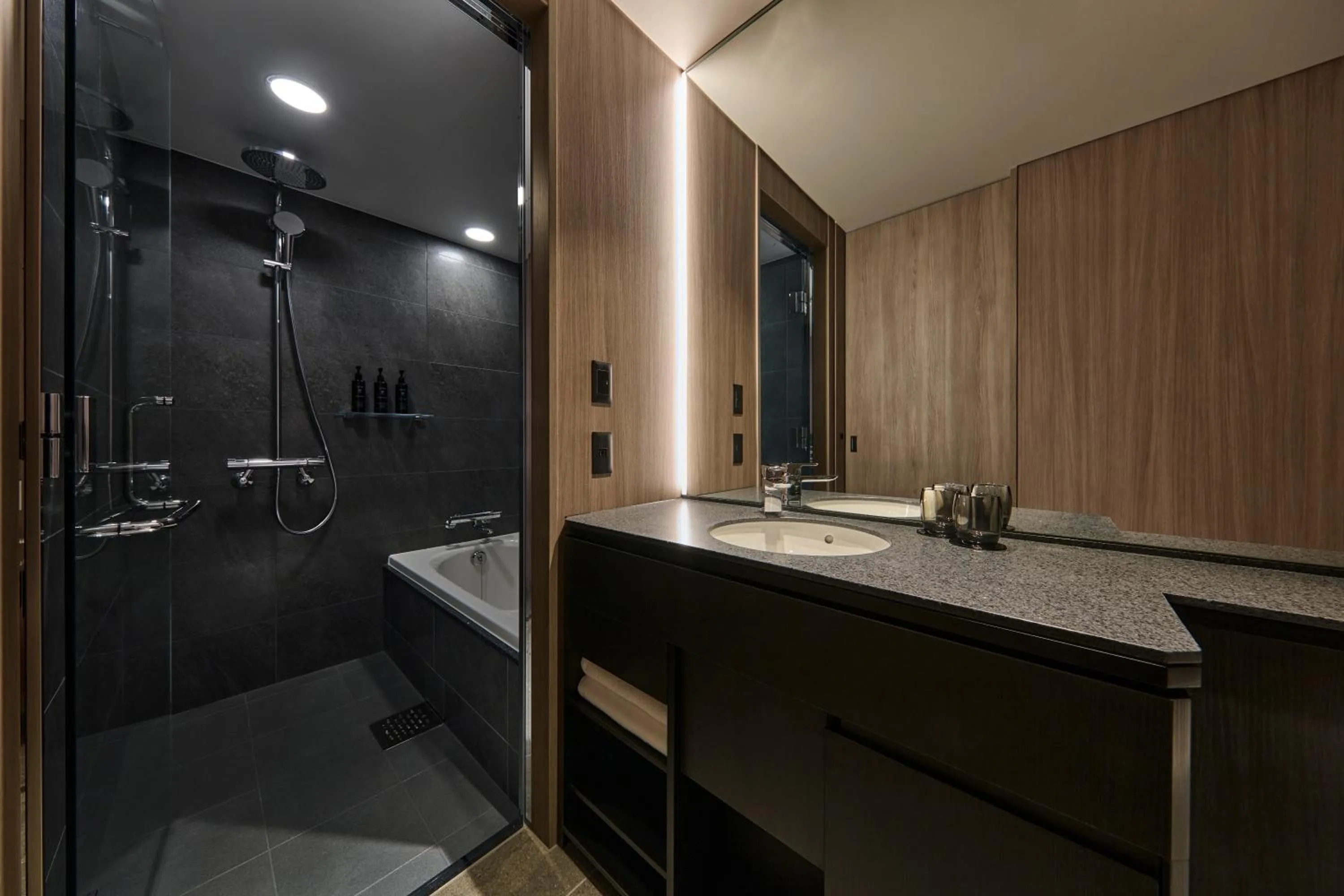 Bathroom in The Royal Park Hotel Iconic Nagoya