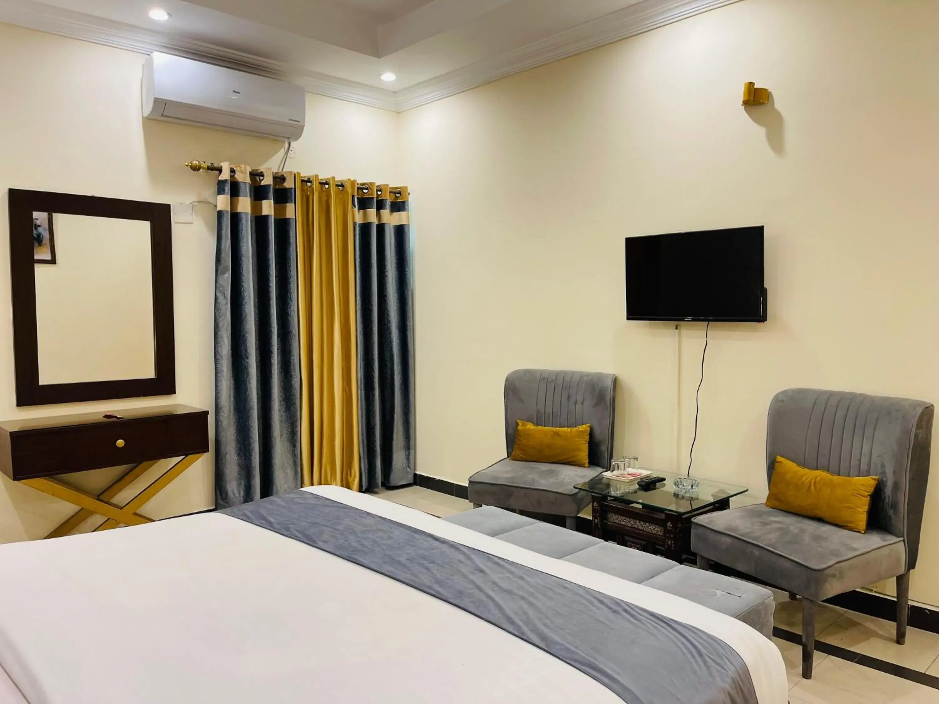 Bed in Infinity Hotel Bed in Infinity Hotel