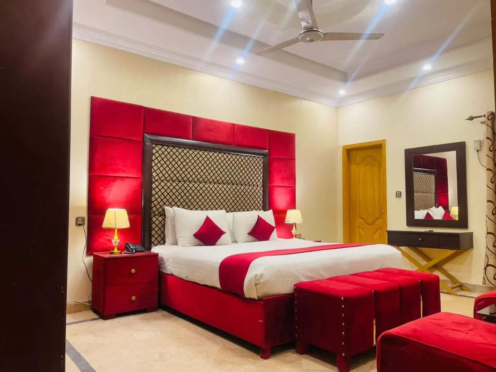 Bed in Infinity Hotel Bed in Infinity Hotel