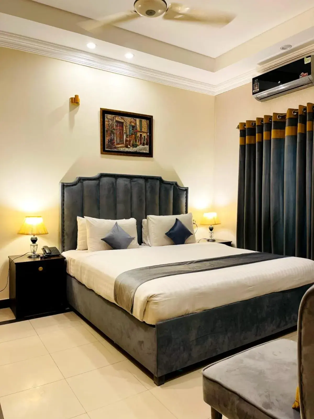 Bed in Infinity Hotel Bed in Infinity Hotel