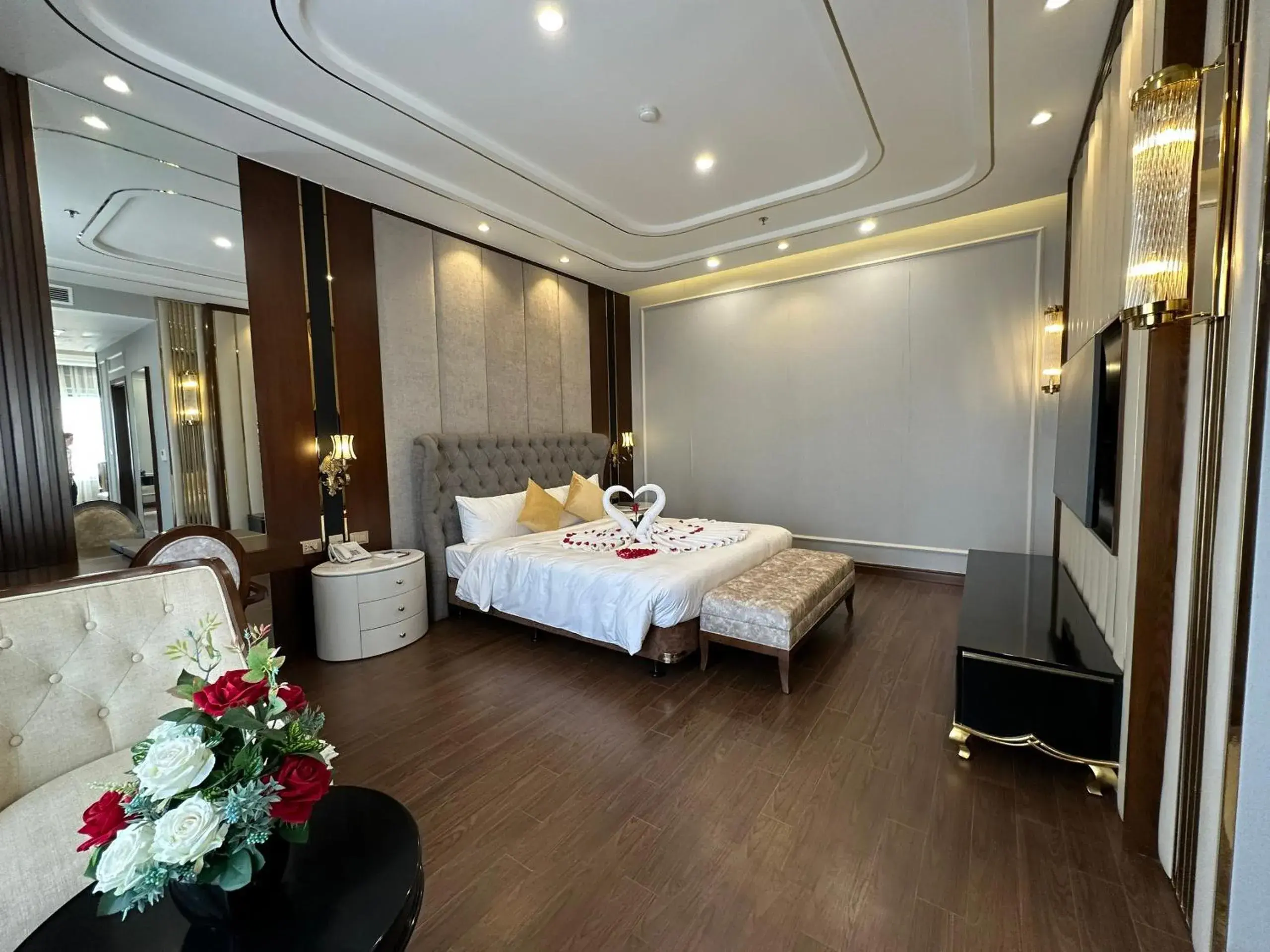 Suite with City View in Kinh Bắc Palace Hotel Suite with City View in Kinh Bắc Palace Hotel