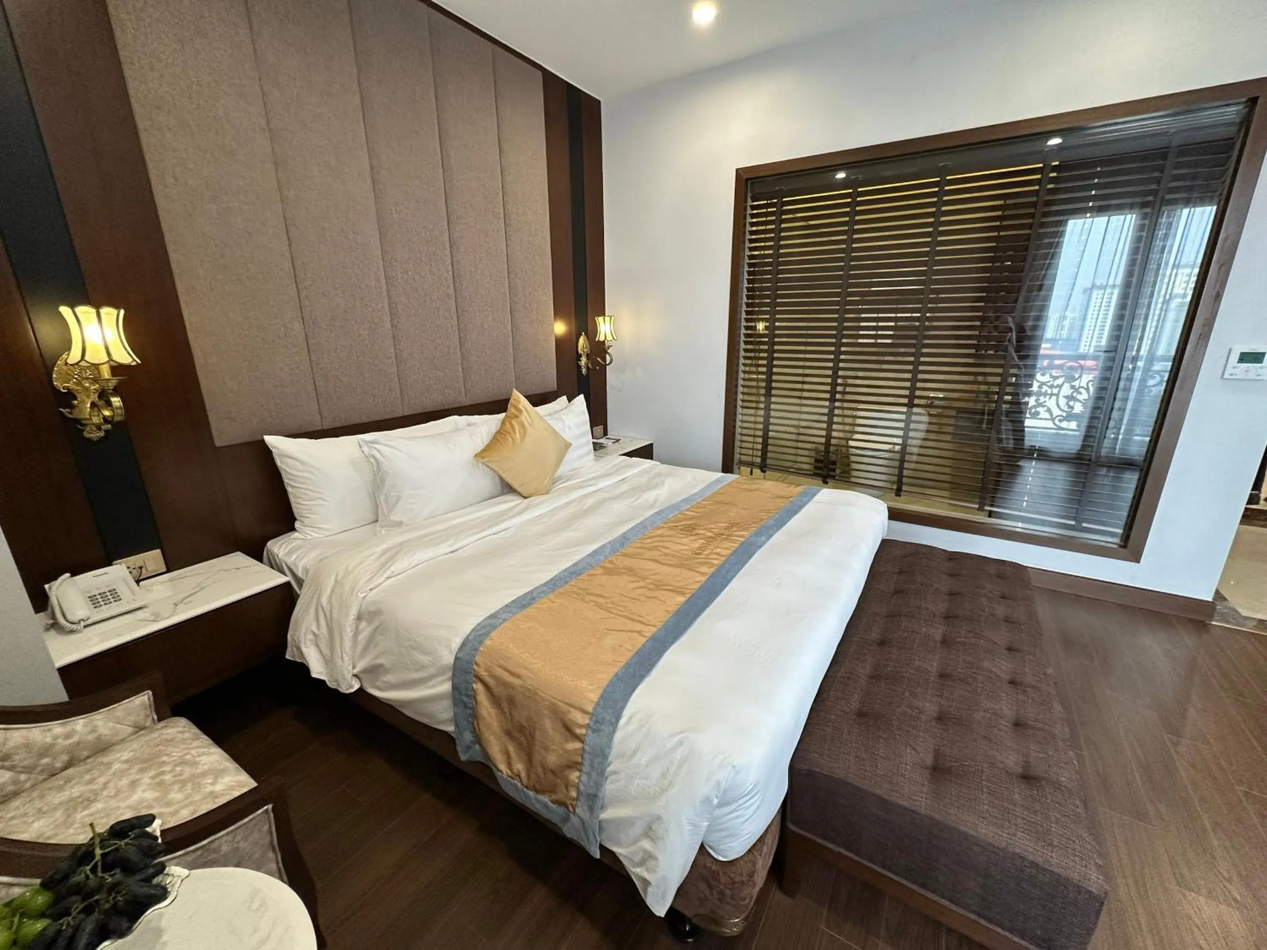 Bed in Kinh Bắc Palace Hotel