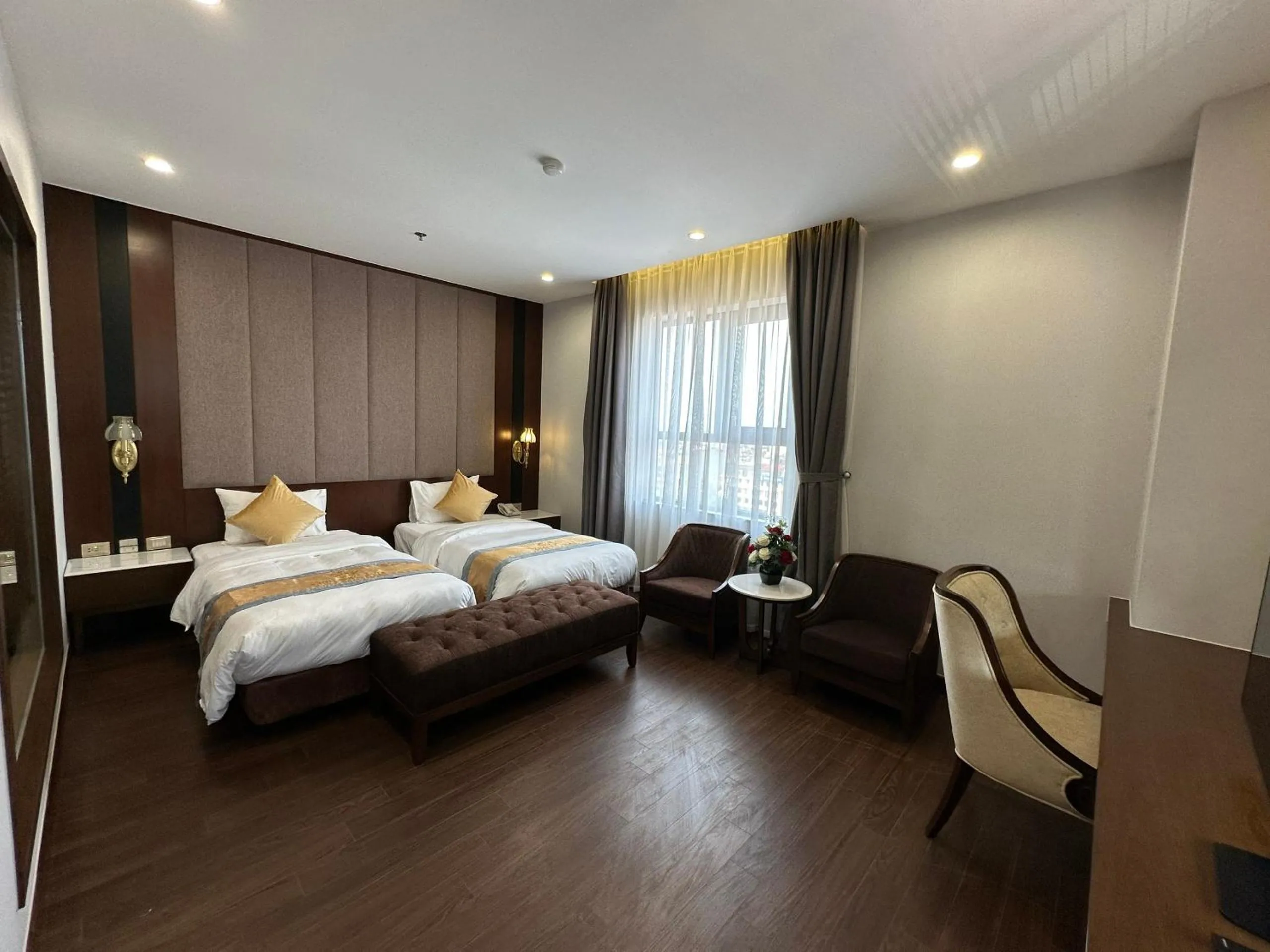 Bed in Kinh Bắc Palace Hotel