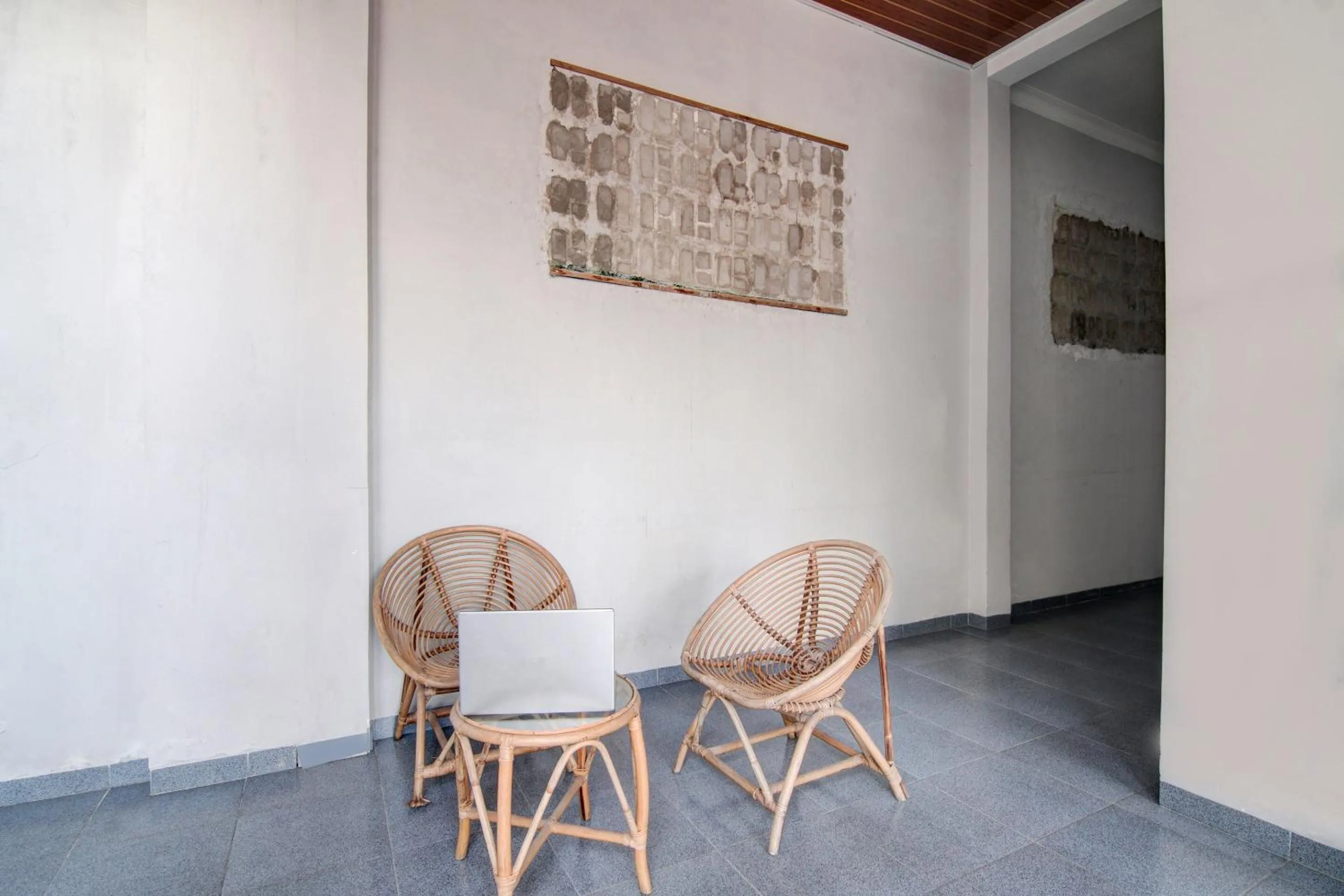 Lobby or reception in OYO 92806 Penginapan Geby Syariah