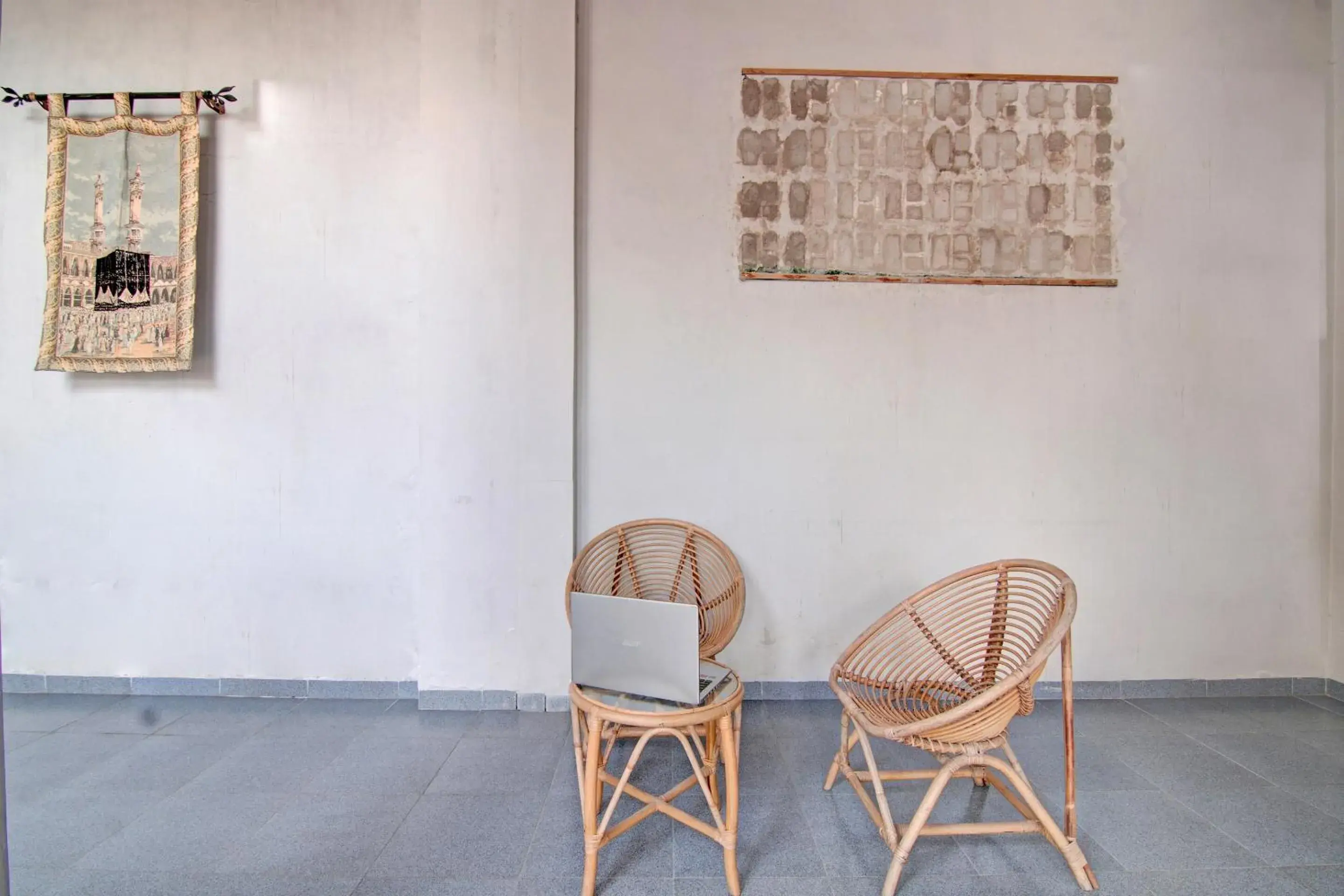 Lobby or reception in OYO 92806 Penginapan Geby Syariah Lobby or reception in OYO 92806 Penginapan Geby Syariah