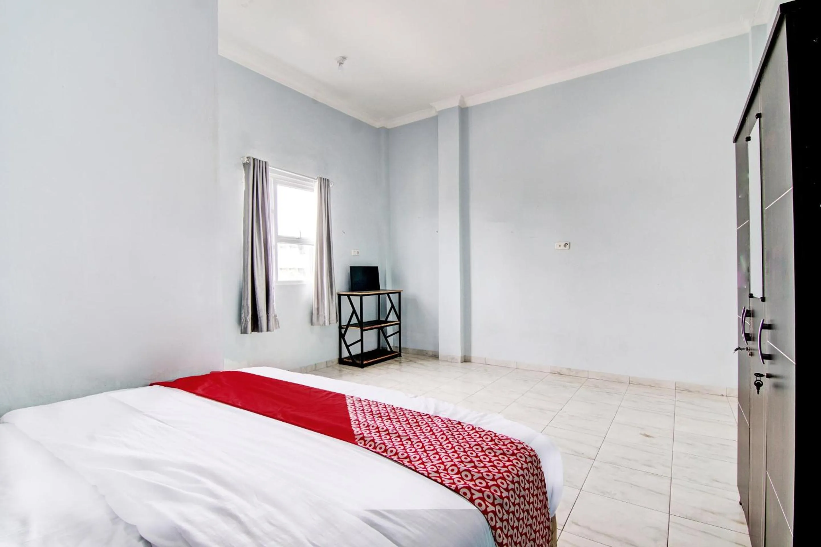 Bedroom, Bed in OYO 92806 Penginapan Geby Syariah