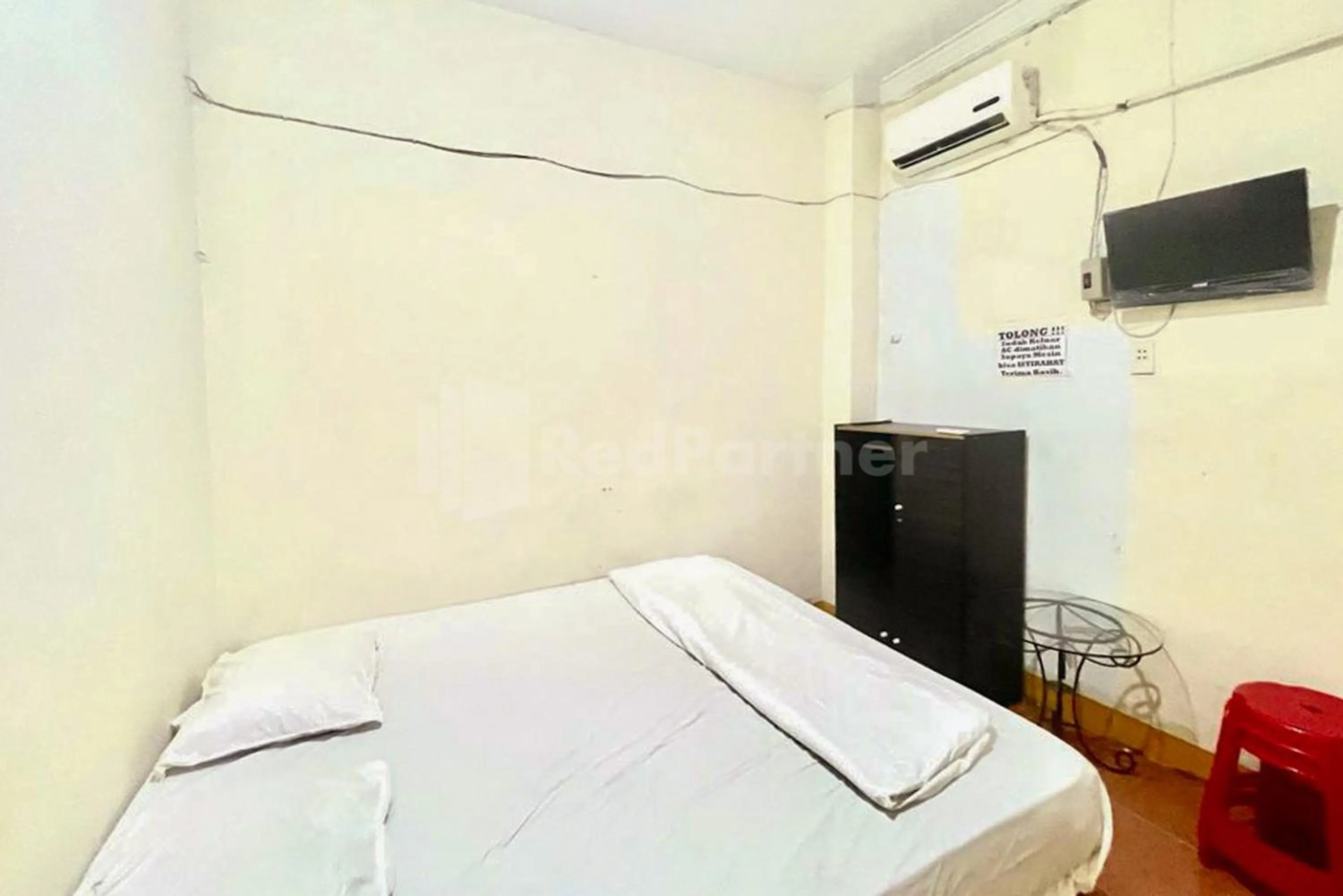 Bed in 889 Guesthouse RedPartner