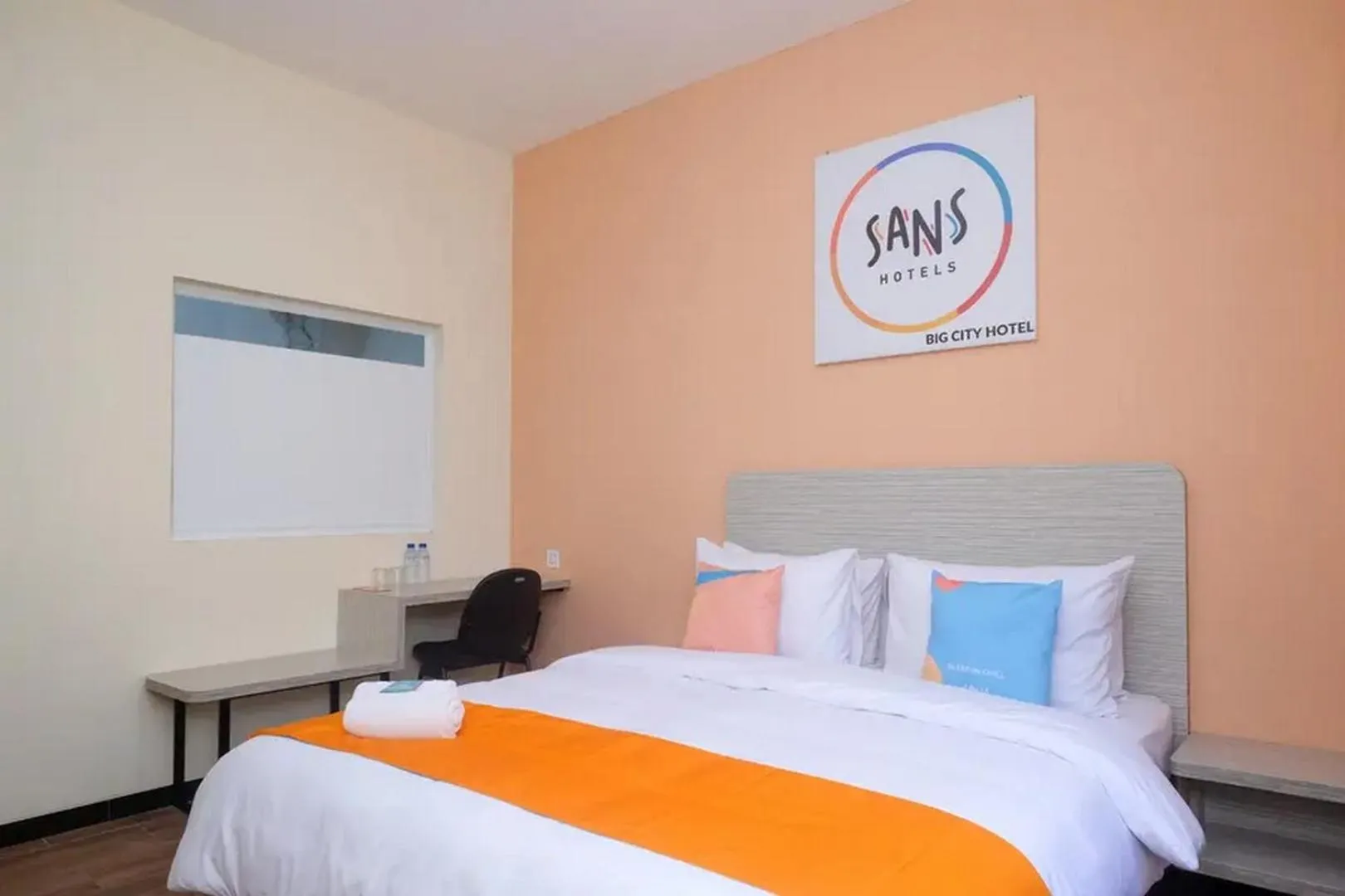 Bedroom, Bed in Sans Hotel City Park Medoho Semarang