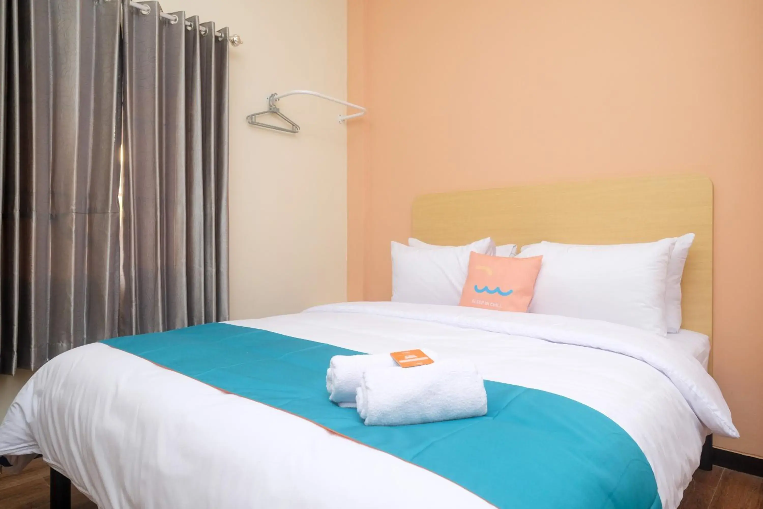 Bedroom, Bed in Sans Hotel City Park Medoho Semarang Bedroom, Bed in Sans Hotel City Park Medoho Semarang