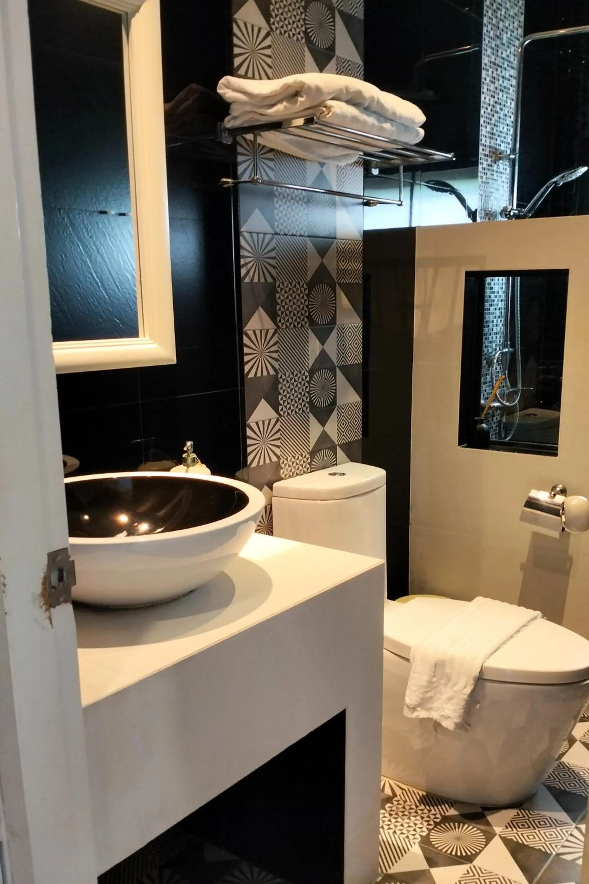 Bathroom in I-Destiny Gallery Resort