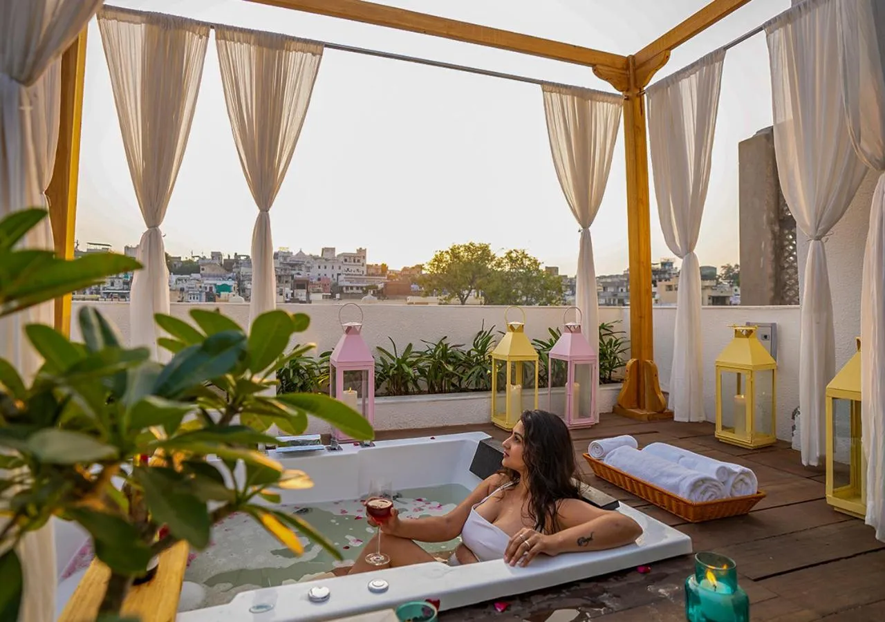 Open Air Bath in Moustache Udaipur Verandah