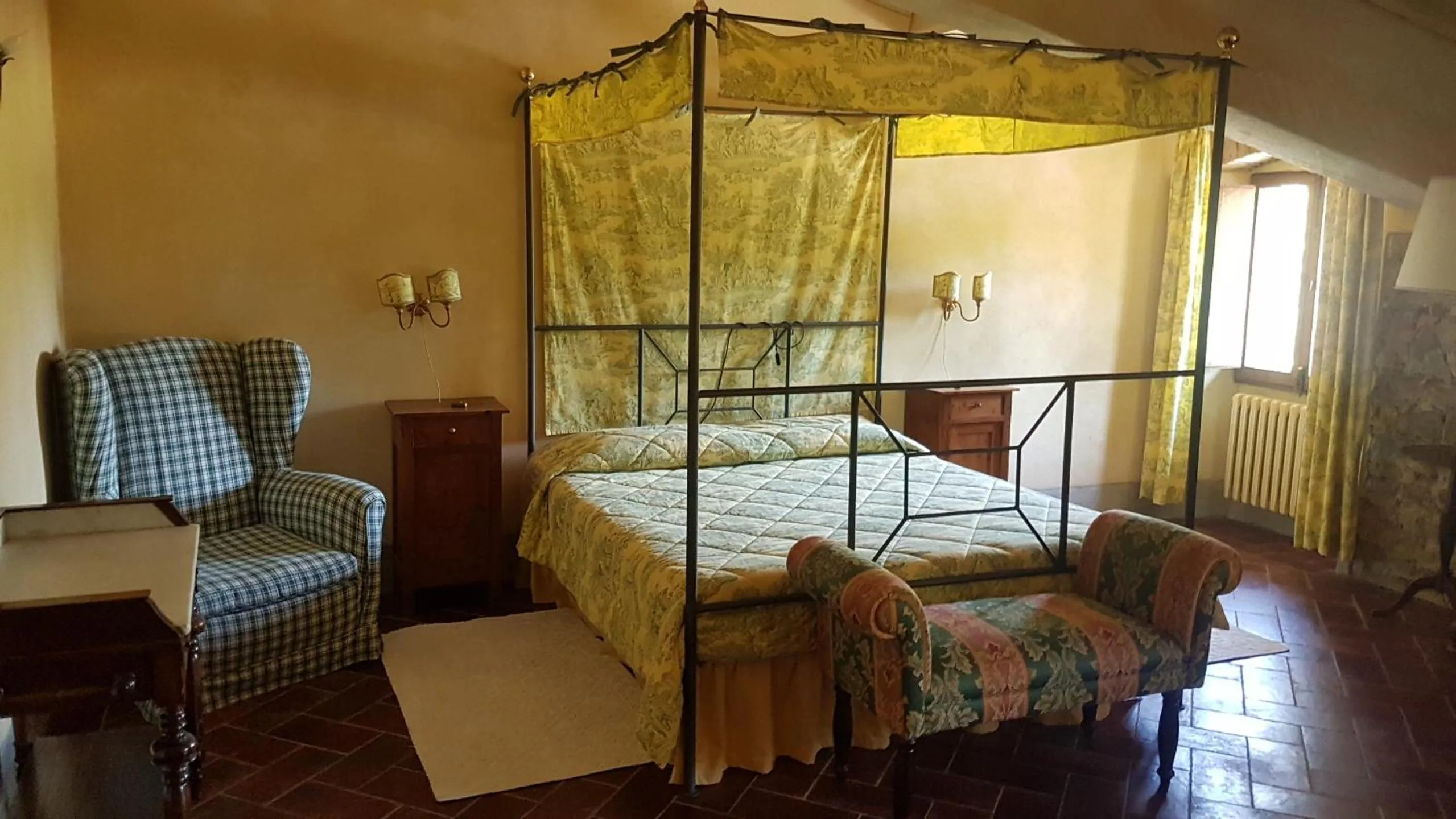 Photo of the whole room, Bed in Locanda Di Alberi