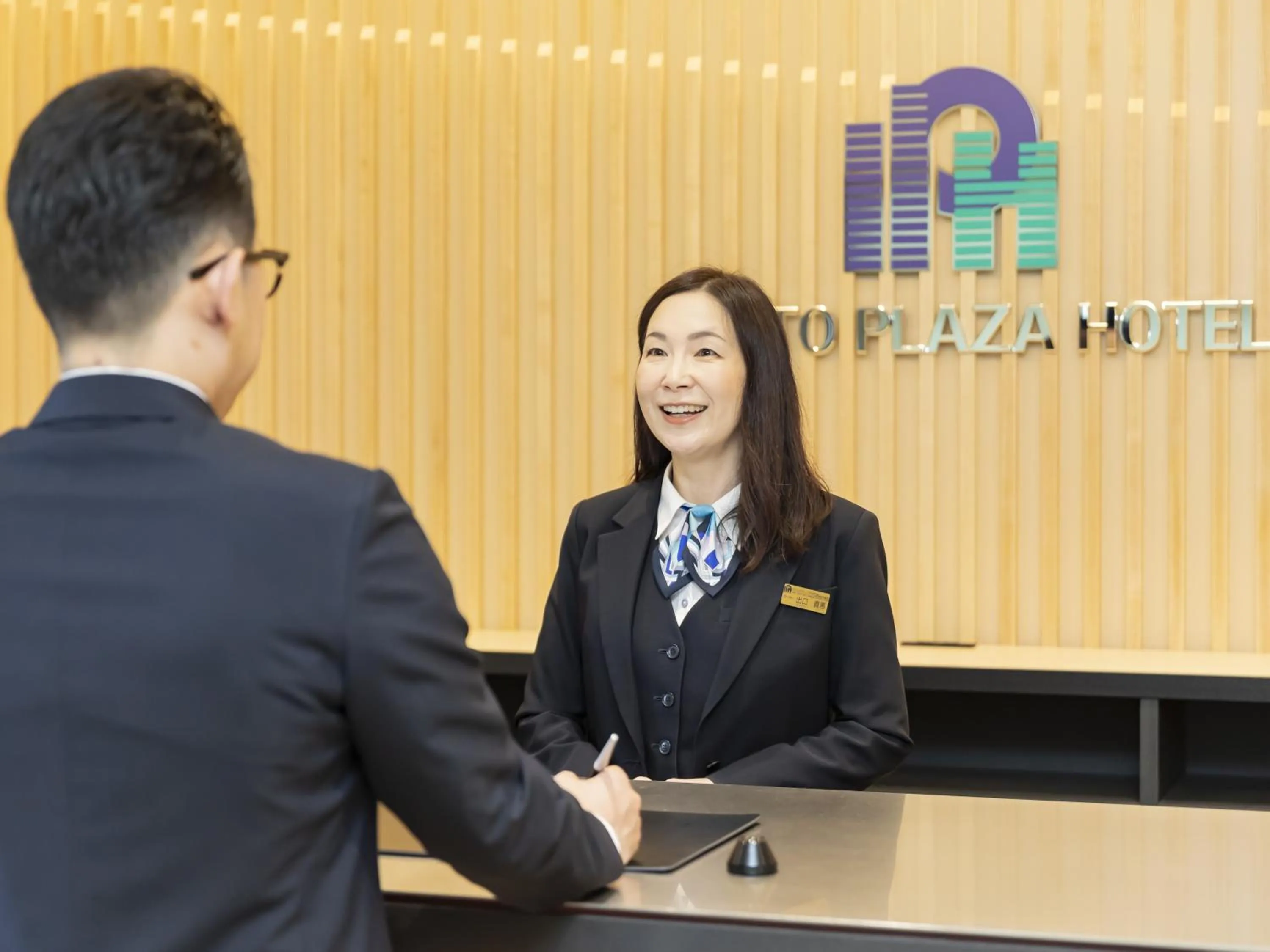 Staff in Kyoto Plaza Hotel Kintetsu Jujo